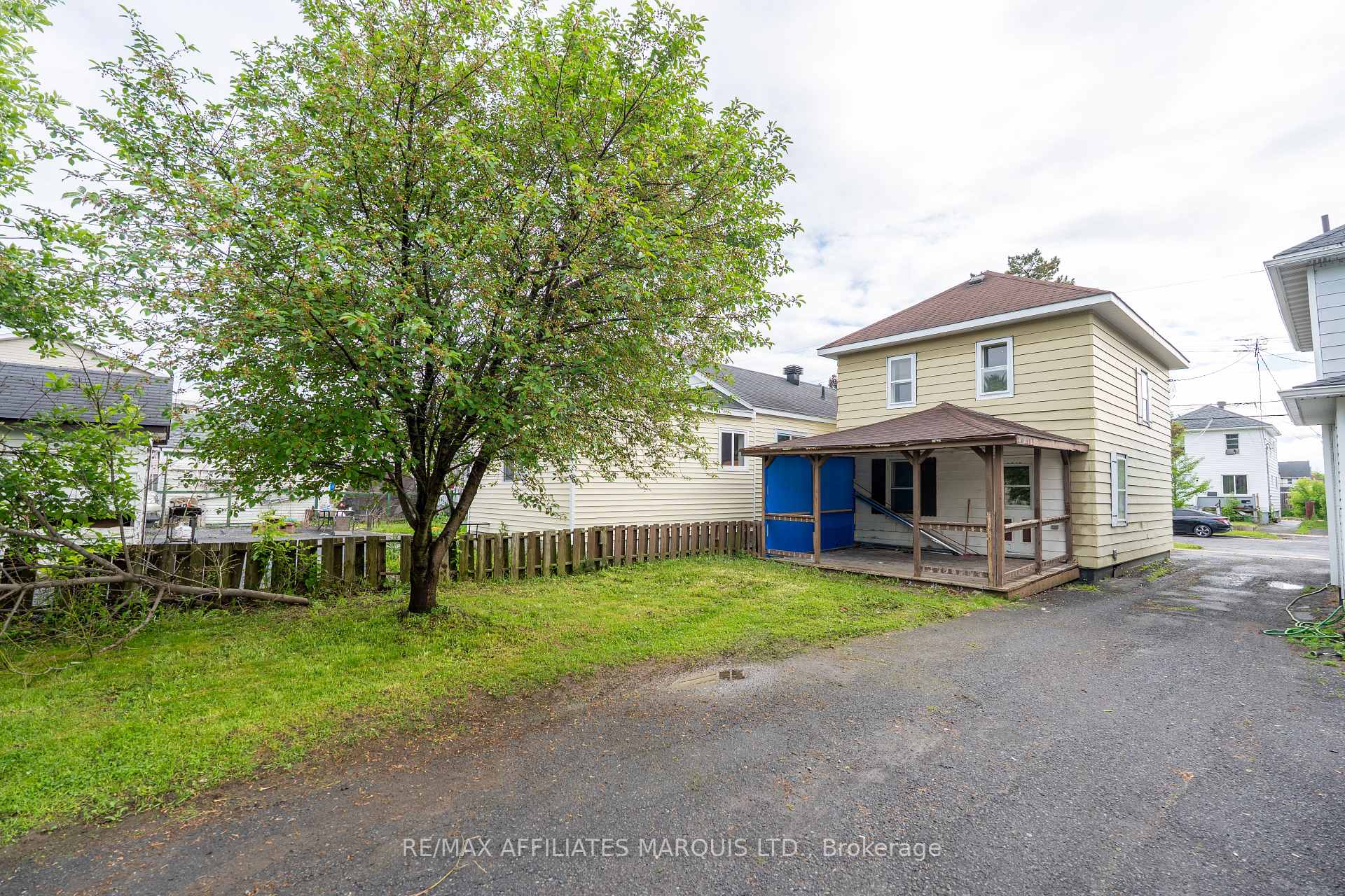 Photo 2 of 317 Guy Street, Cornwall — HOMEH