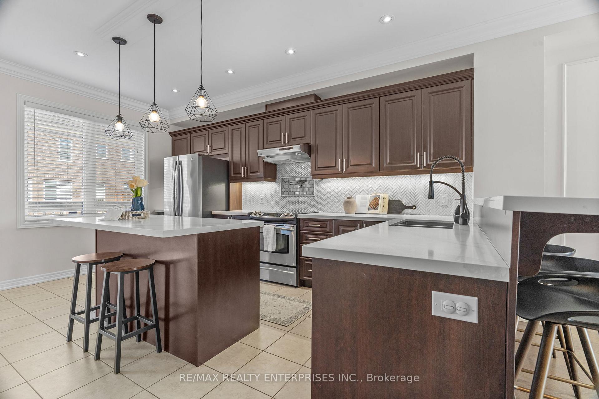 Photo 12 of 27 Maple Trail Road, Caledon, Rural Caledon — HOMEH