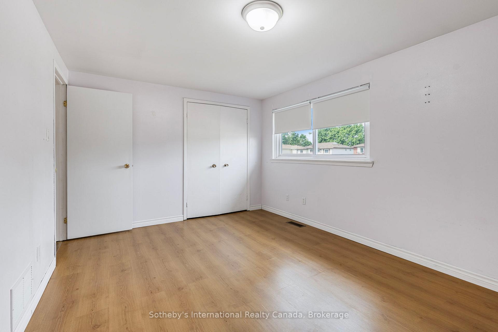 Photo 21 of 26 Christie Crescent, Barrie, Letitia Heights — HOMEH