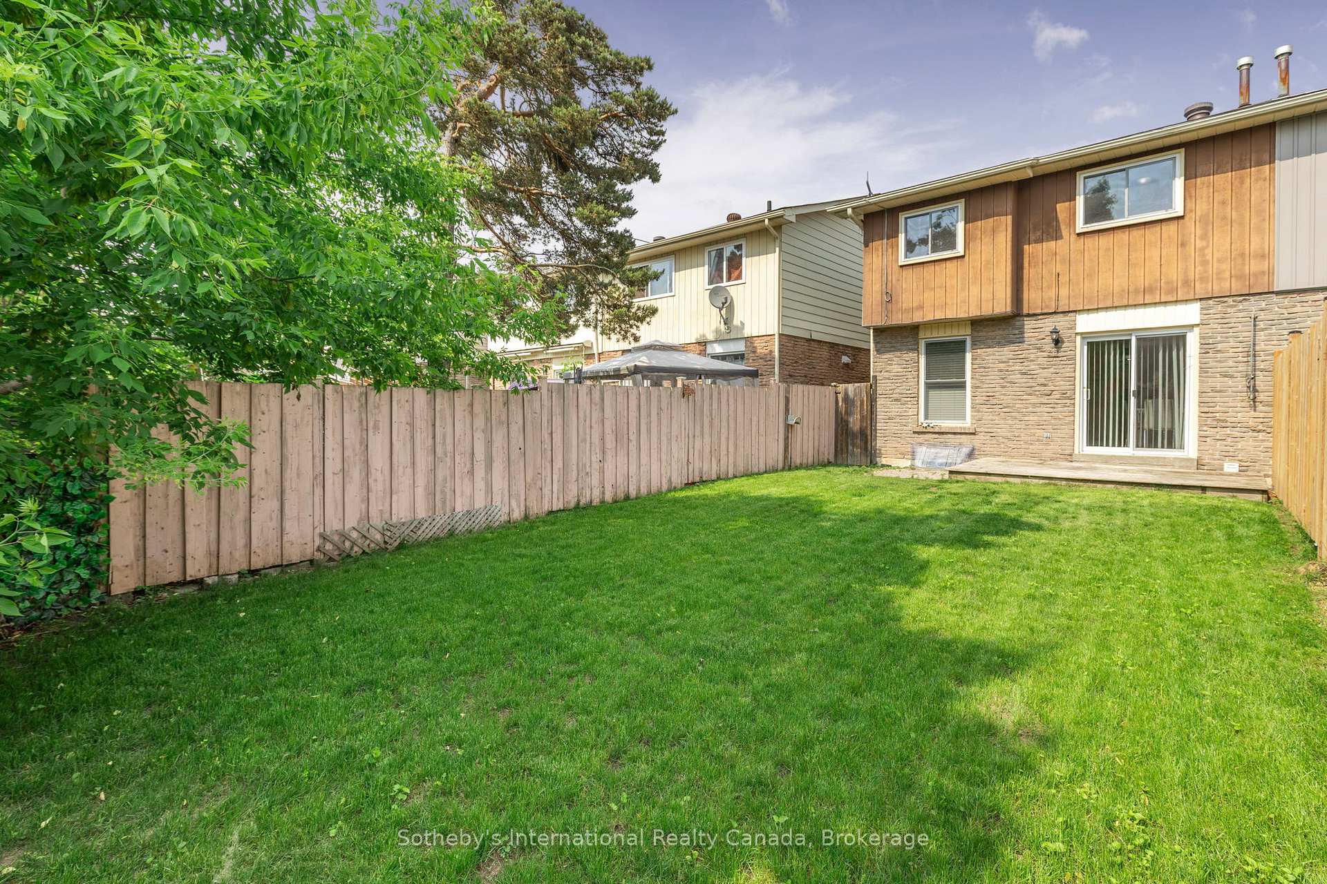 Photo 29 of 26 Christie Crescent, Barrie, Letitia Heights — HOMEH