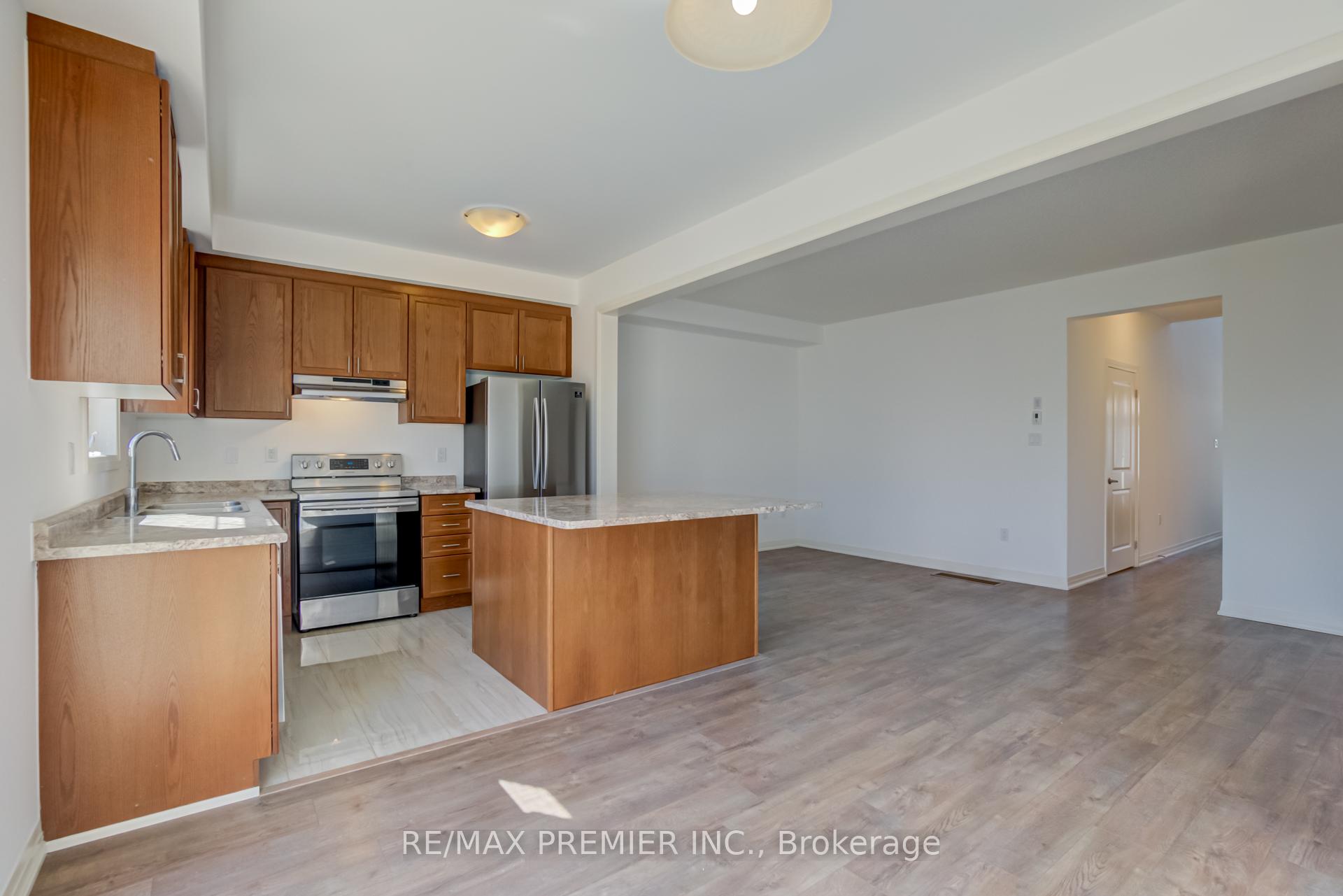 Photo 18 of 49 Casserley Crescent, New Tecumseth, Tottenham — HOMEH