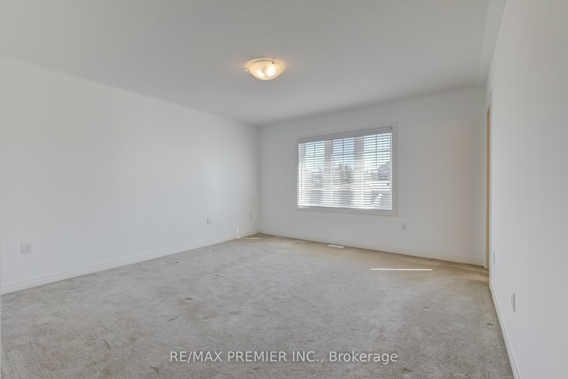 Photo 22 of 49 Casserley Crescent, New Tecumseth, Tottenham — HOMEH