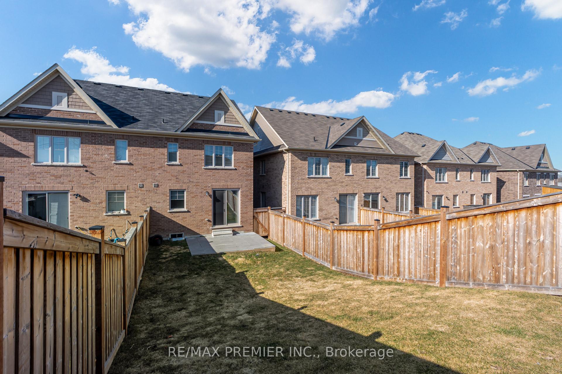 Photo 44 of 49 Casserley Crescent, New Tecumseth, Tottenham — HOMEH