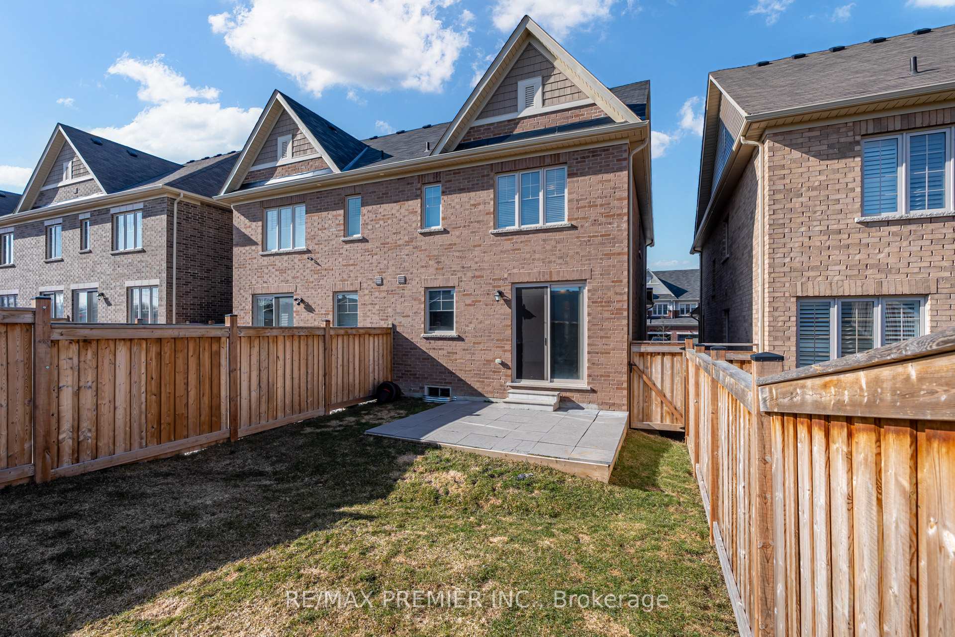 Photo 43 of 49 Casserley Crescent, New Tecumseth, Tottenham — HOMEH