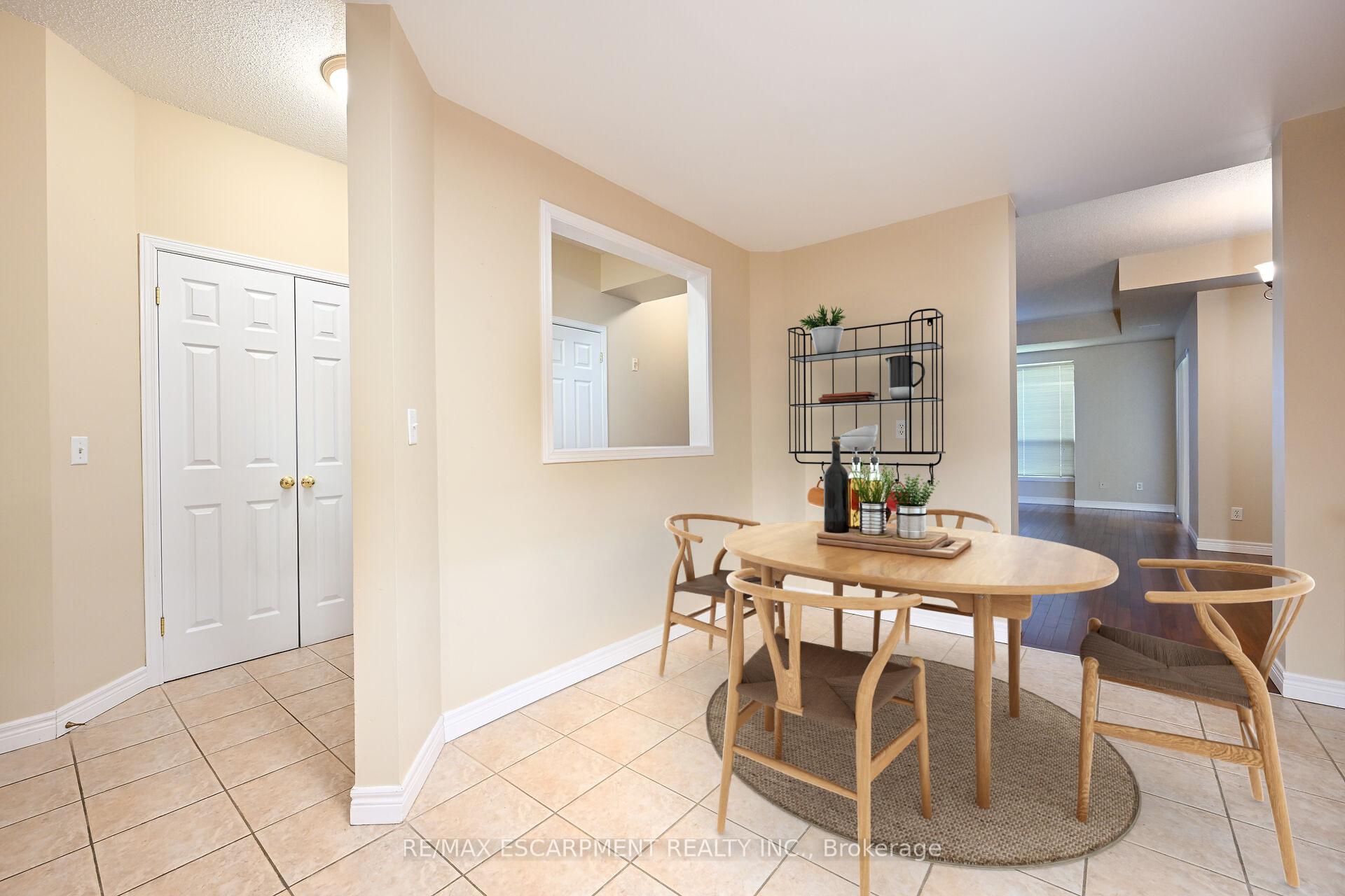 Photo 22 of Unit 501, 2000 Creekside Drive, Hamilton, Dundas — HOMEH