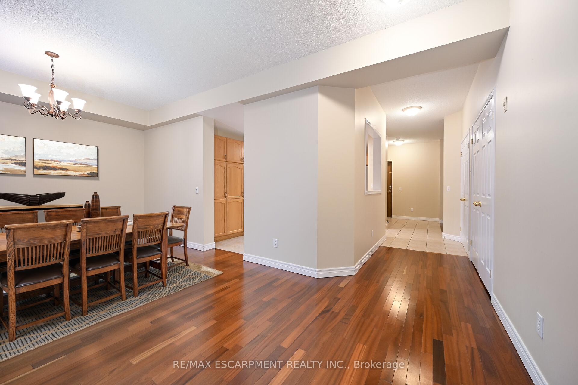 Photo 25 of Unit 501, 2000 Creekside Drive, Hamilton, Dundas — HOMEH