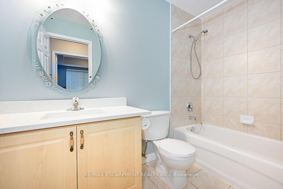 Photo 20 of Unit 501, 2000 Creekside Drive, Hamilton, Dundas — HOMEH