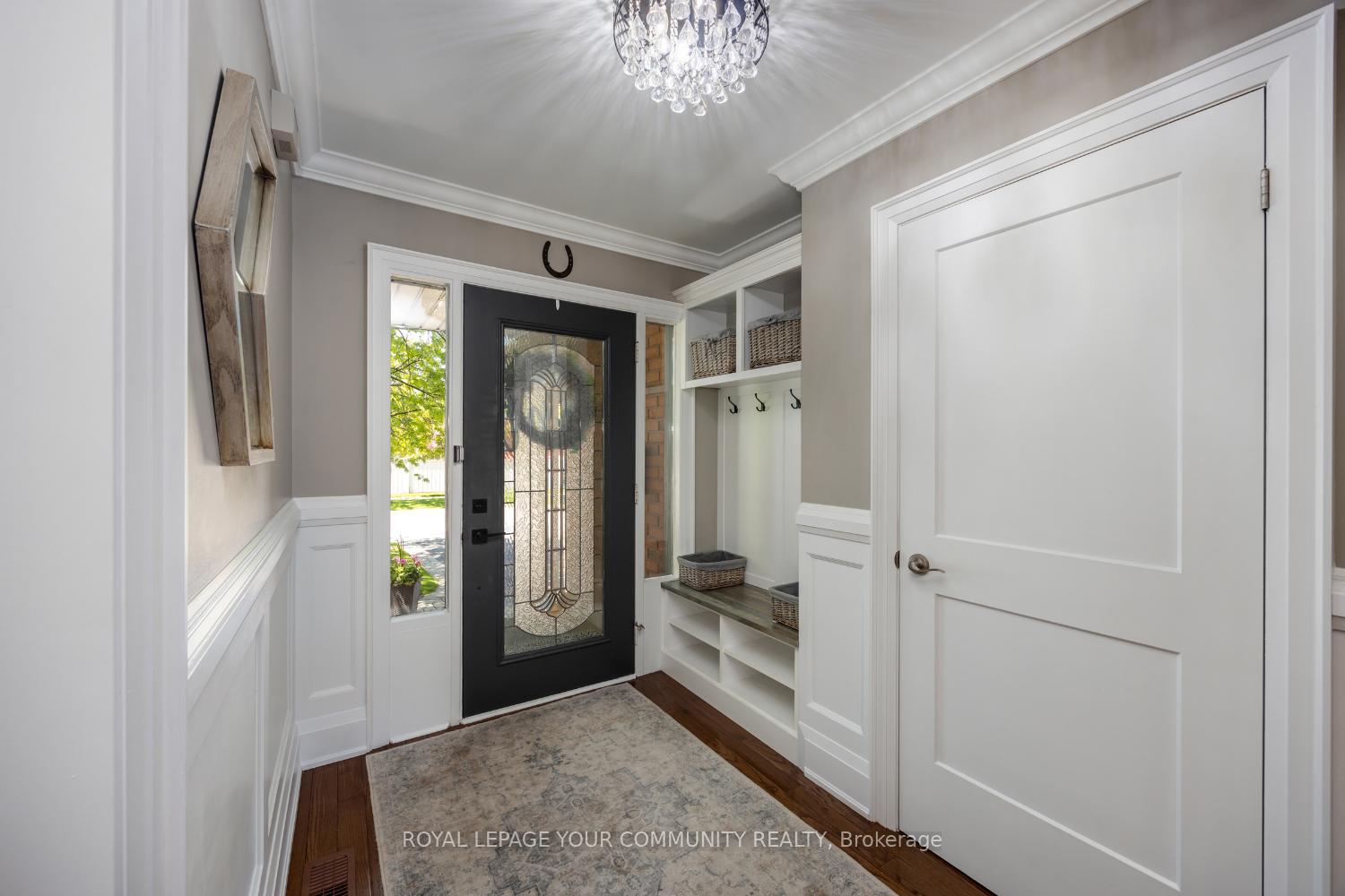 Photo 8 of 3 Briggs Crescent E, Whitby, Brooklin — HOMEH