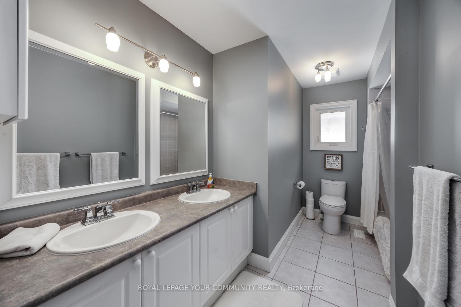 Photo 17 of 3 Briggs Crescent E, Whitby, Brooklin — HOMEH