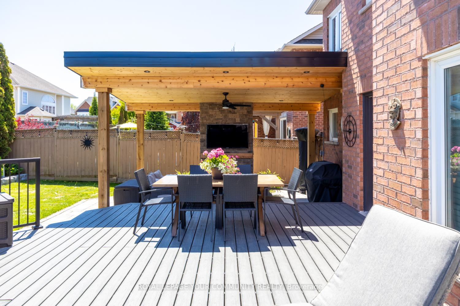 Photo 38 of 3 Briggs Crescent E, Whitby, Brooklin — HOMEH