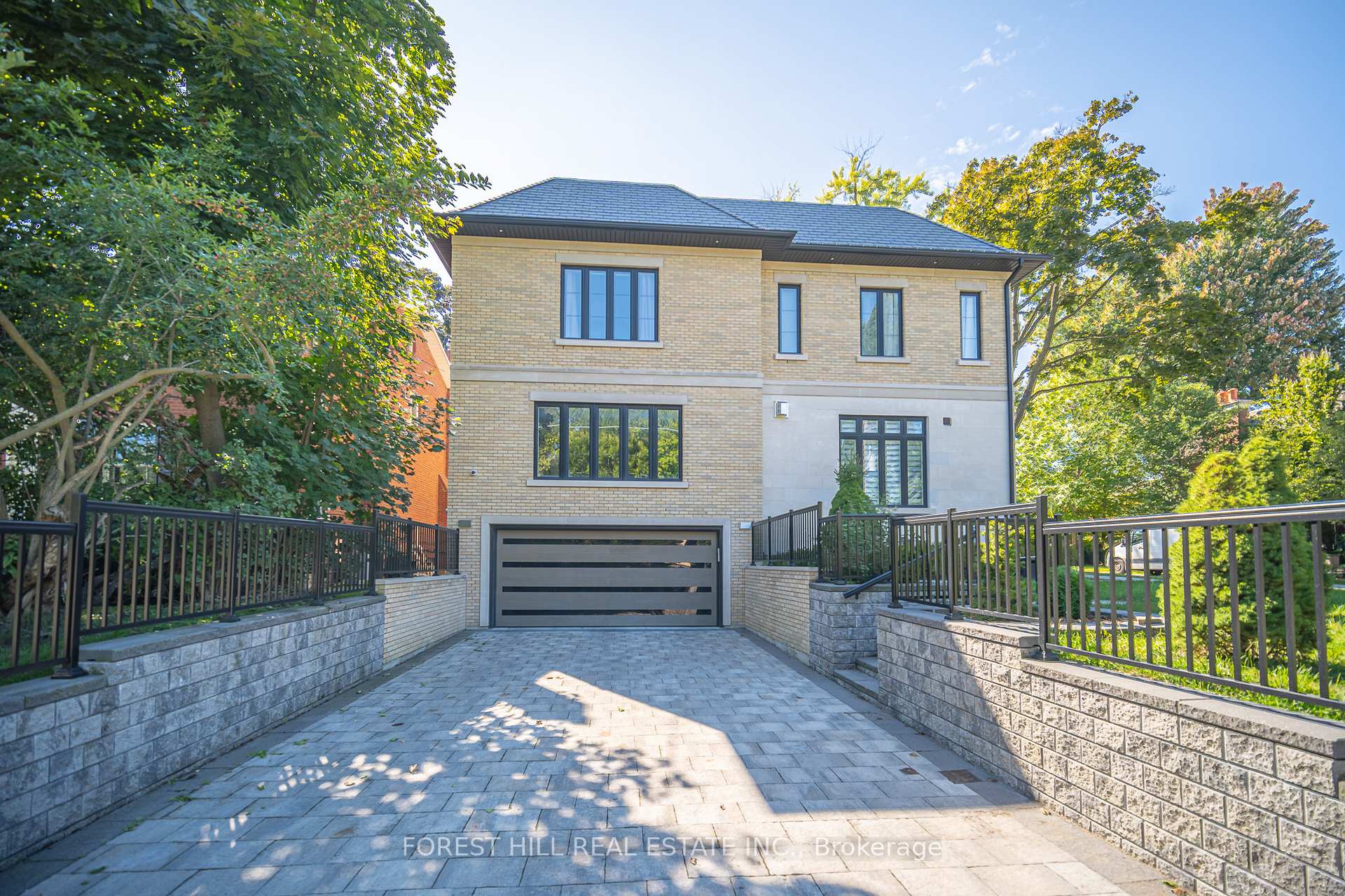 Photo 3 of 38 Mason Boulevard, Toronto, Bedford Park-Nortown — HOMEH