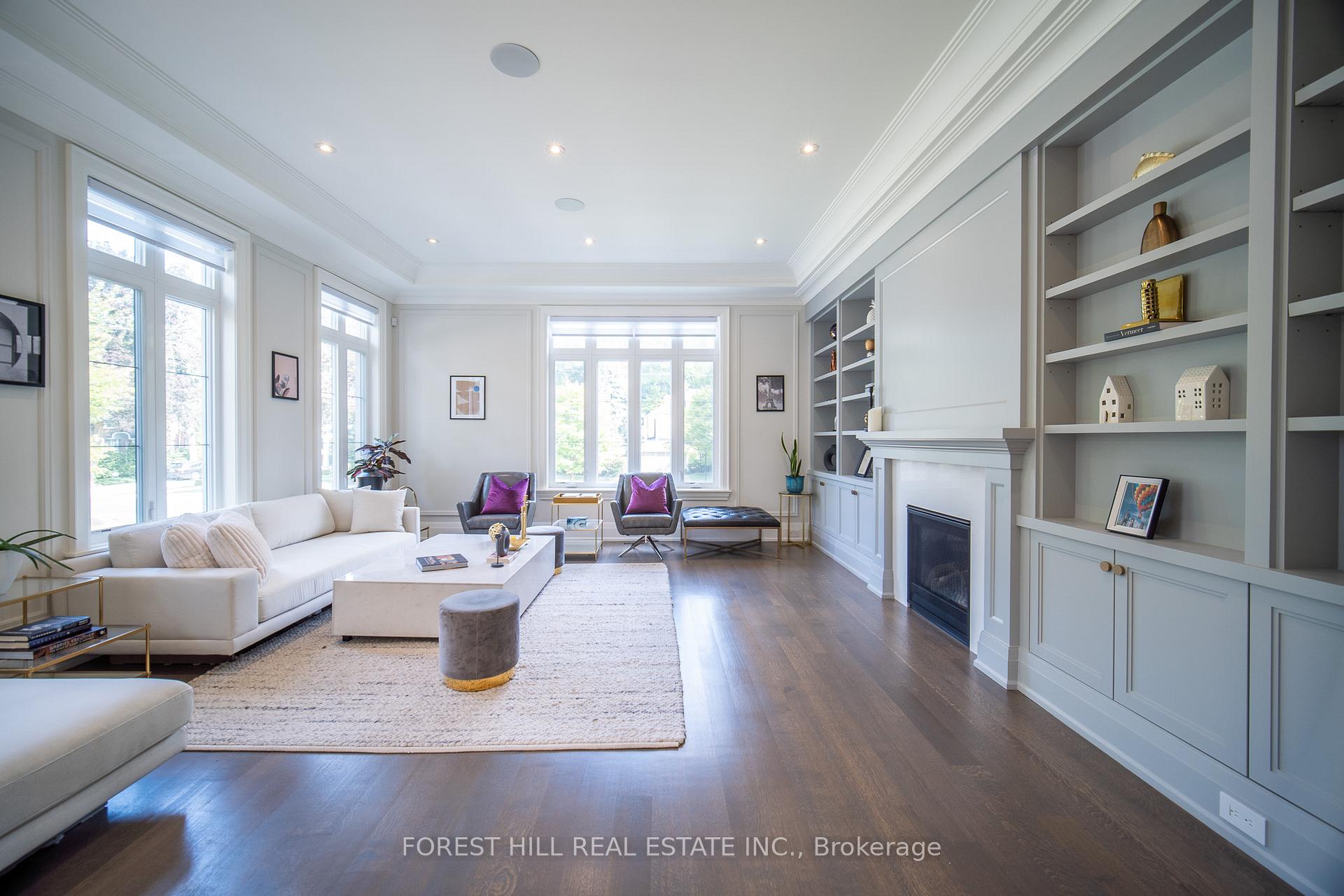 Photo 2 of 38 Mason Boulevard, Toronto, Bedford Park-Nortown — HOMEH