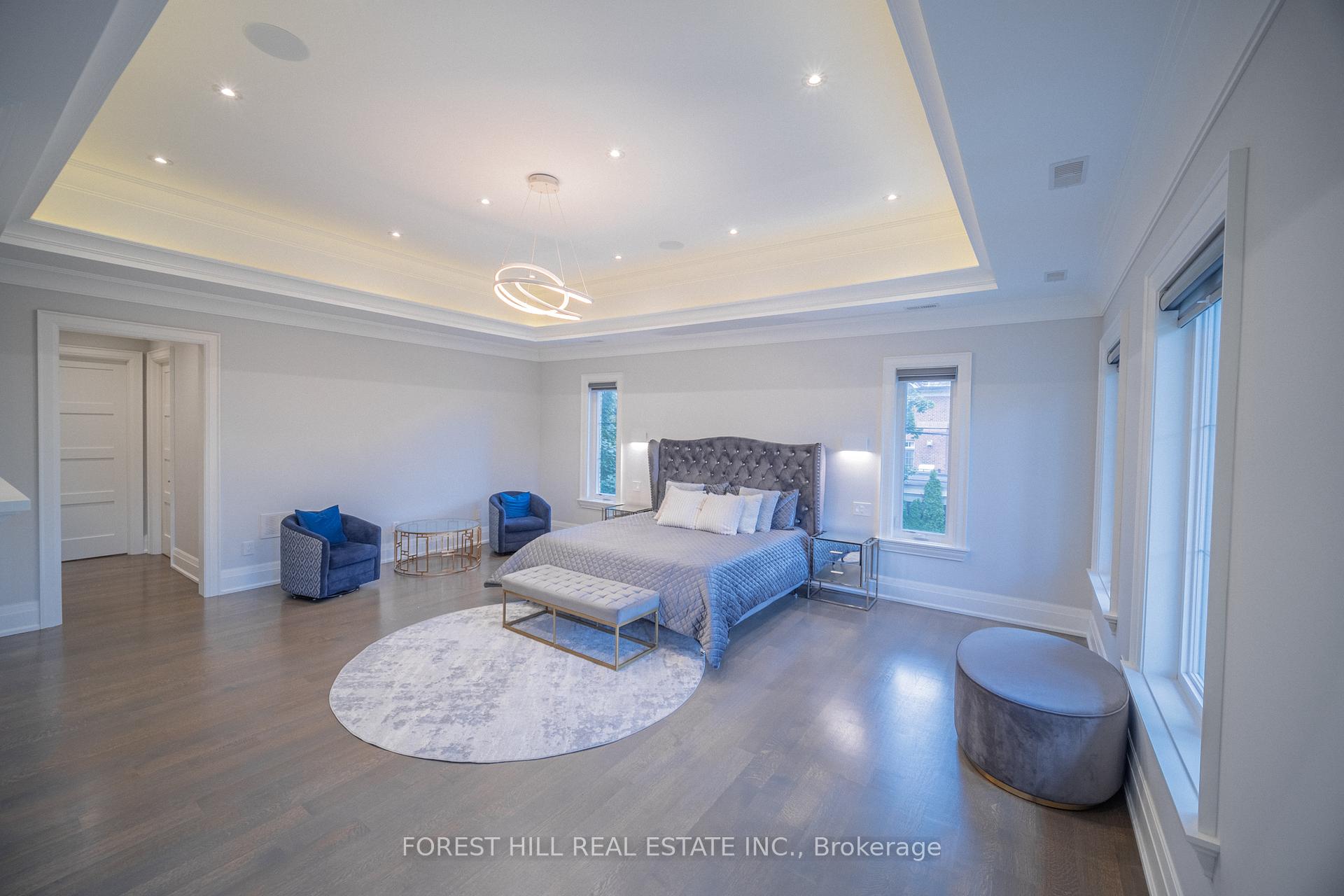 Photo 19 of 38 Mason Boulevard, Toronto, Bedford Park-Nortown — HOMEH