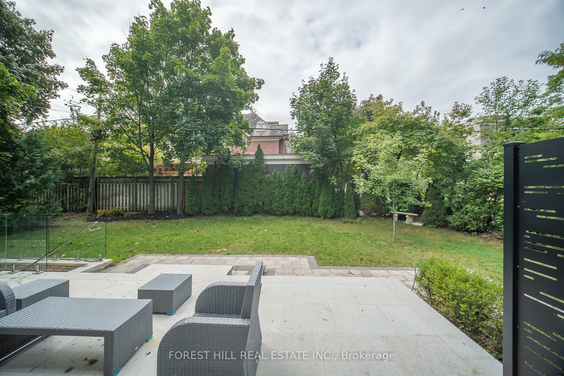 Photo 40 of 38 Mason Boulevard, Toronto, Bedford Park-Nortown — HOMEH