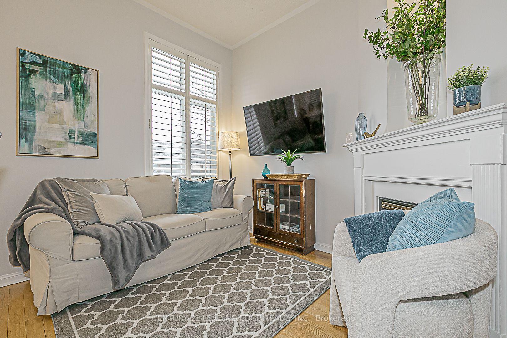Photo 10 of 158 Country Glen Road, Markham, Cornell — HOMEH
