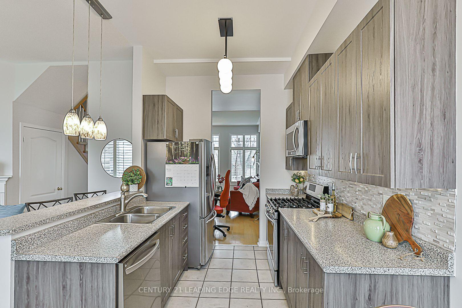 Photo 13 of 158 Country Glen Road, Markham, Cornell — HOMEH