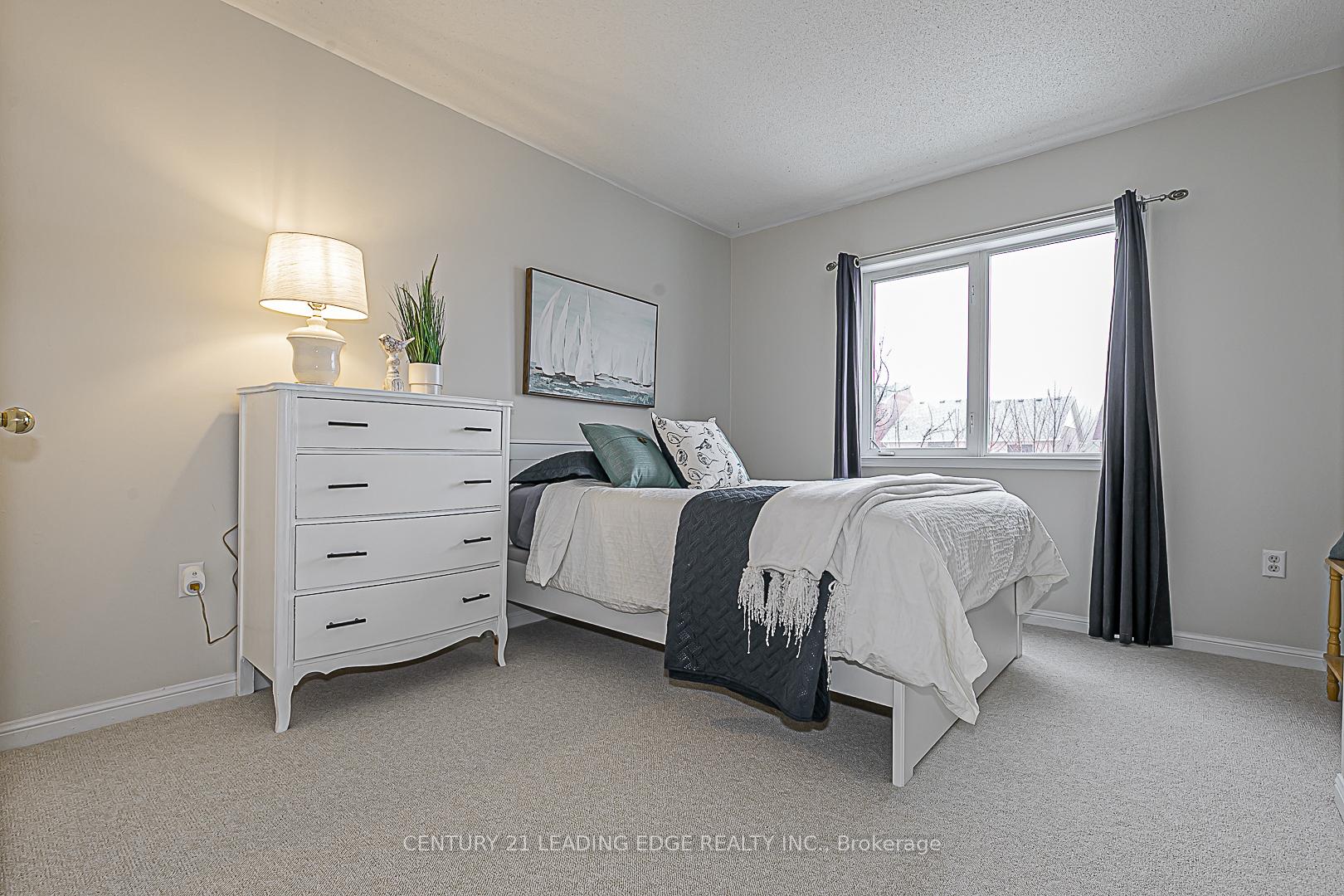 Photo 17 of 158 Country Glen Road, Markham, Cornell — HOMEH
