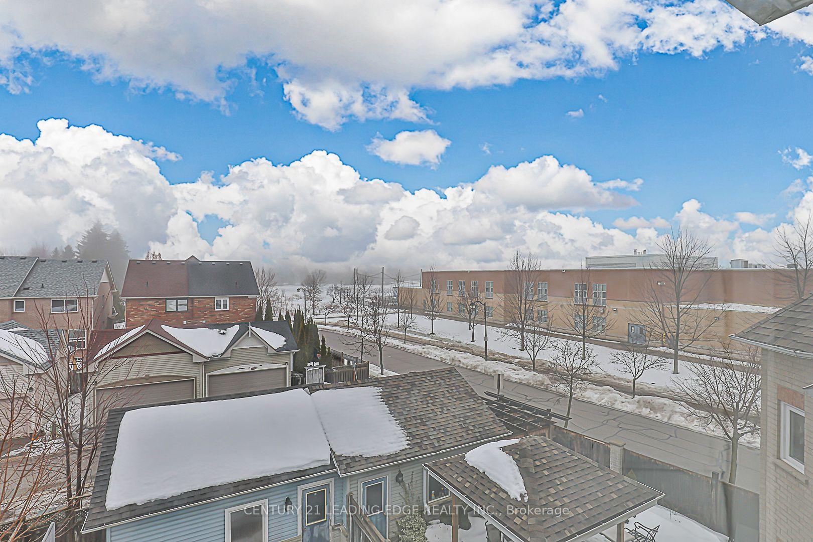 Photo 22 of 158 Country Glen Road, Markham, Cornell — HOMEH