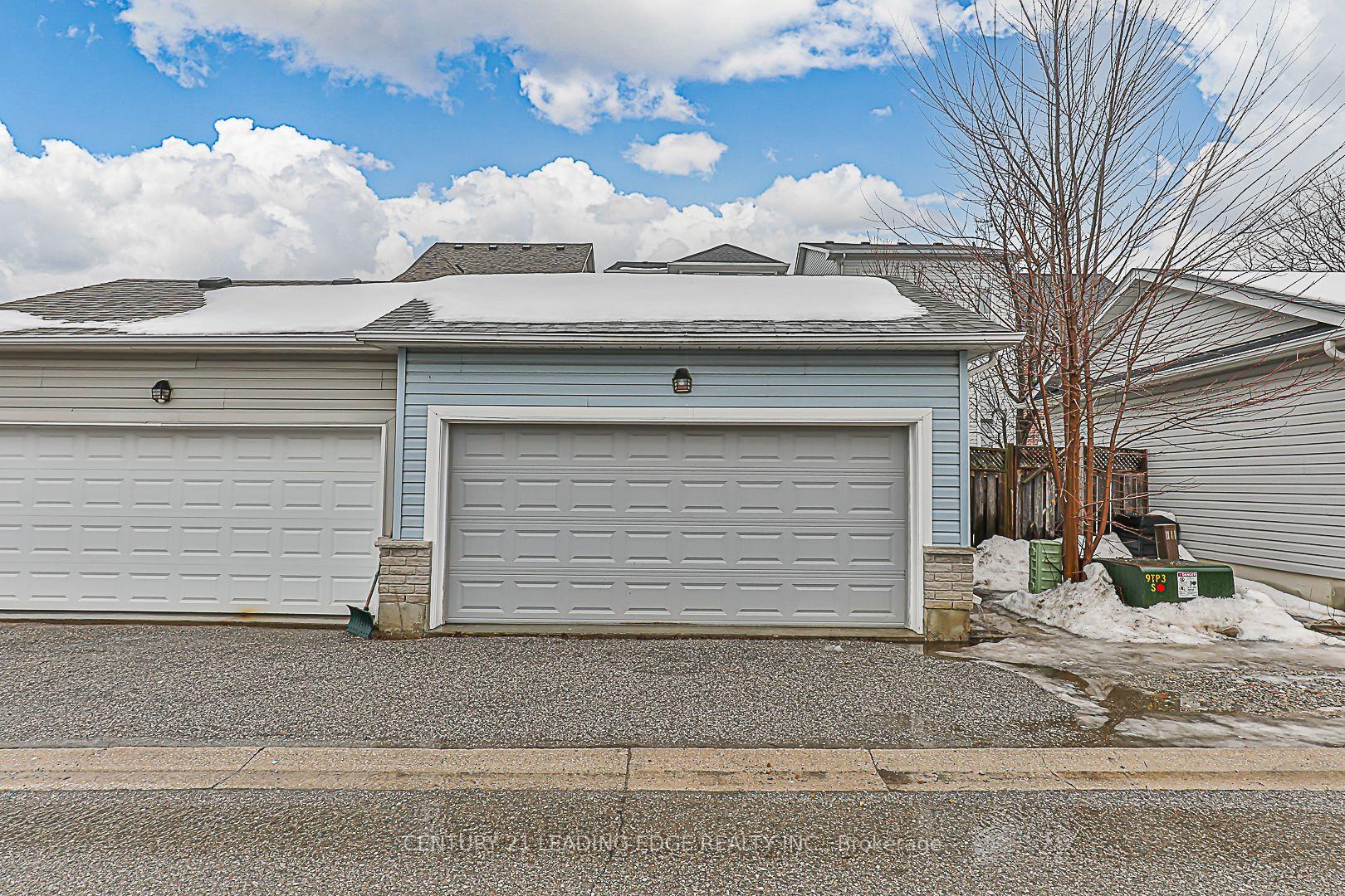 Photo 9 of 158 Country Glen Road, Markham, Cornell — HOMEH