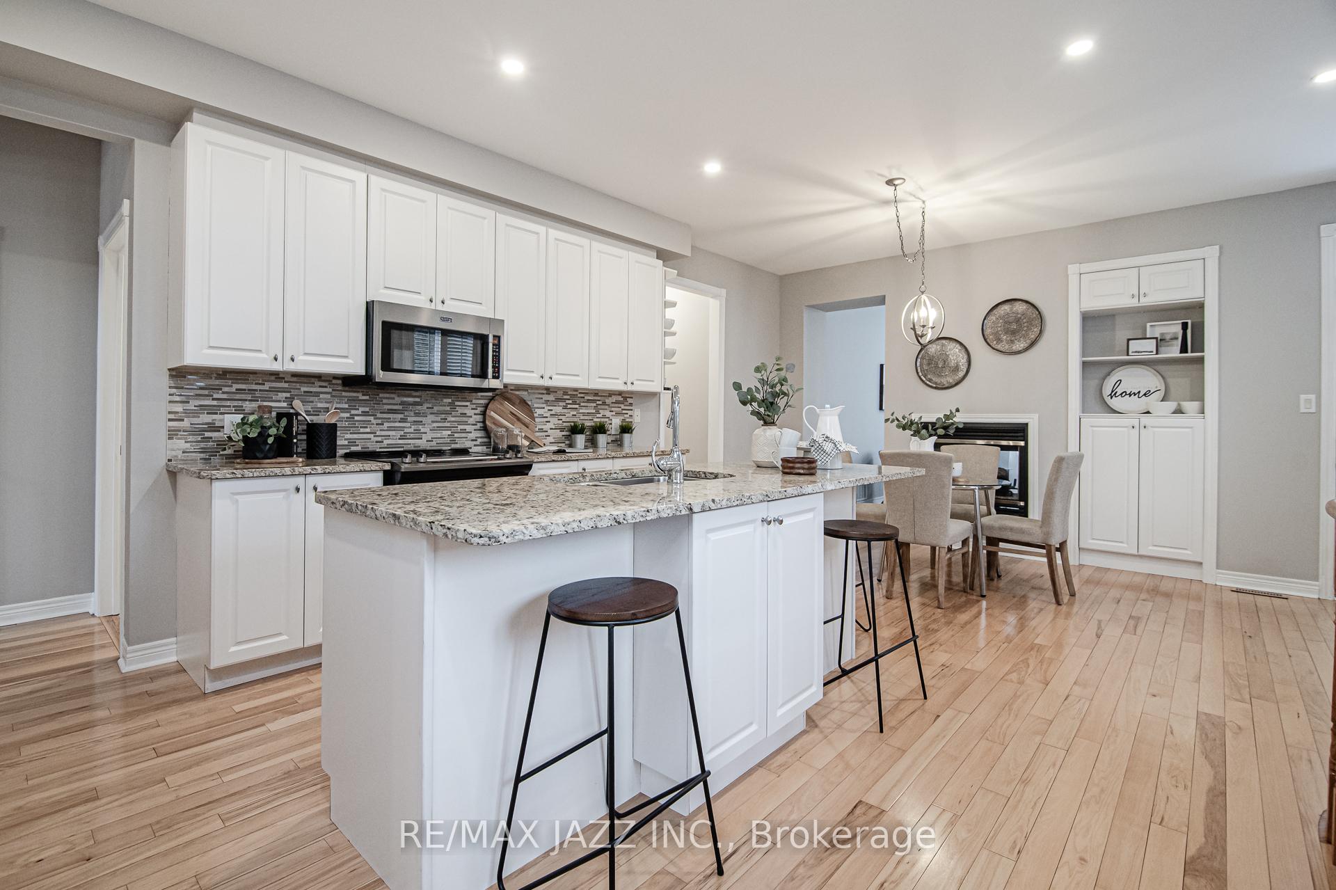 Photo 8 of 860 Hanmore Street, Oshawa, Pinecrest — HOMEH