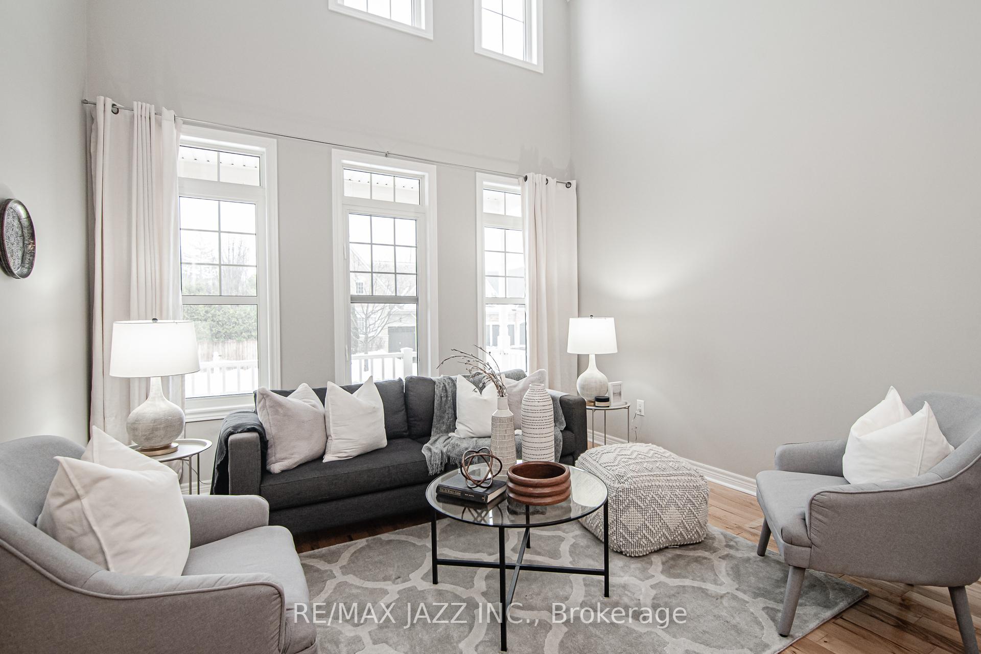 Photo 12 of 860 Hanmore Street, Oshawa, Pinecrest — HOMEH
