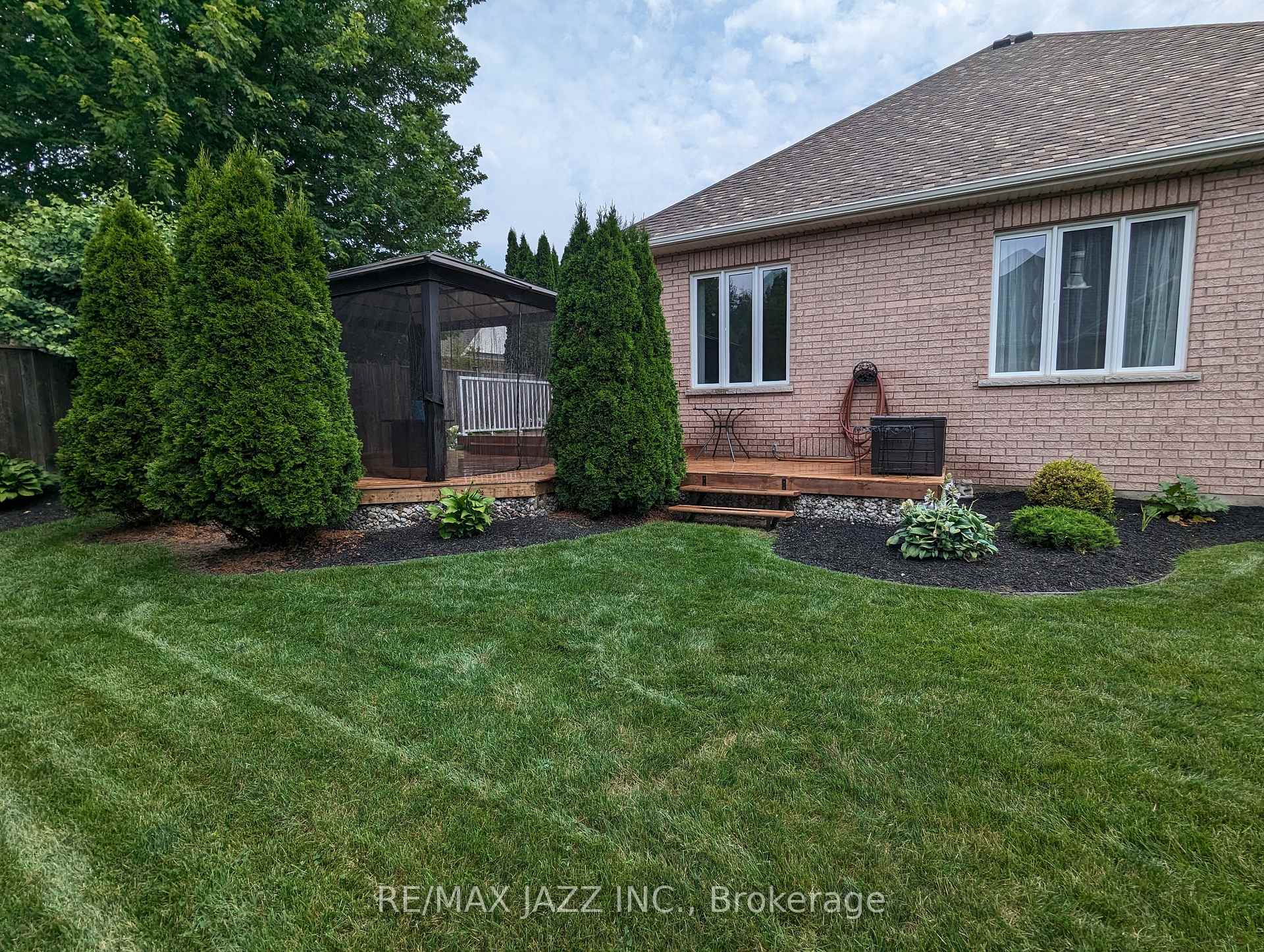 Photo 26 of 860 Hanmore Street, Oshawa, Pinecrest — HOMEH