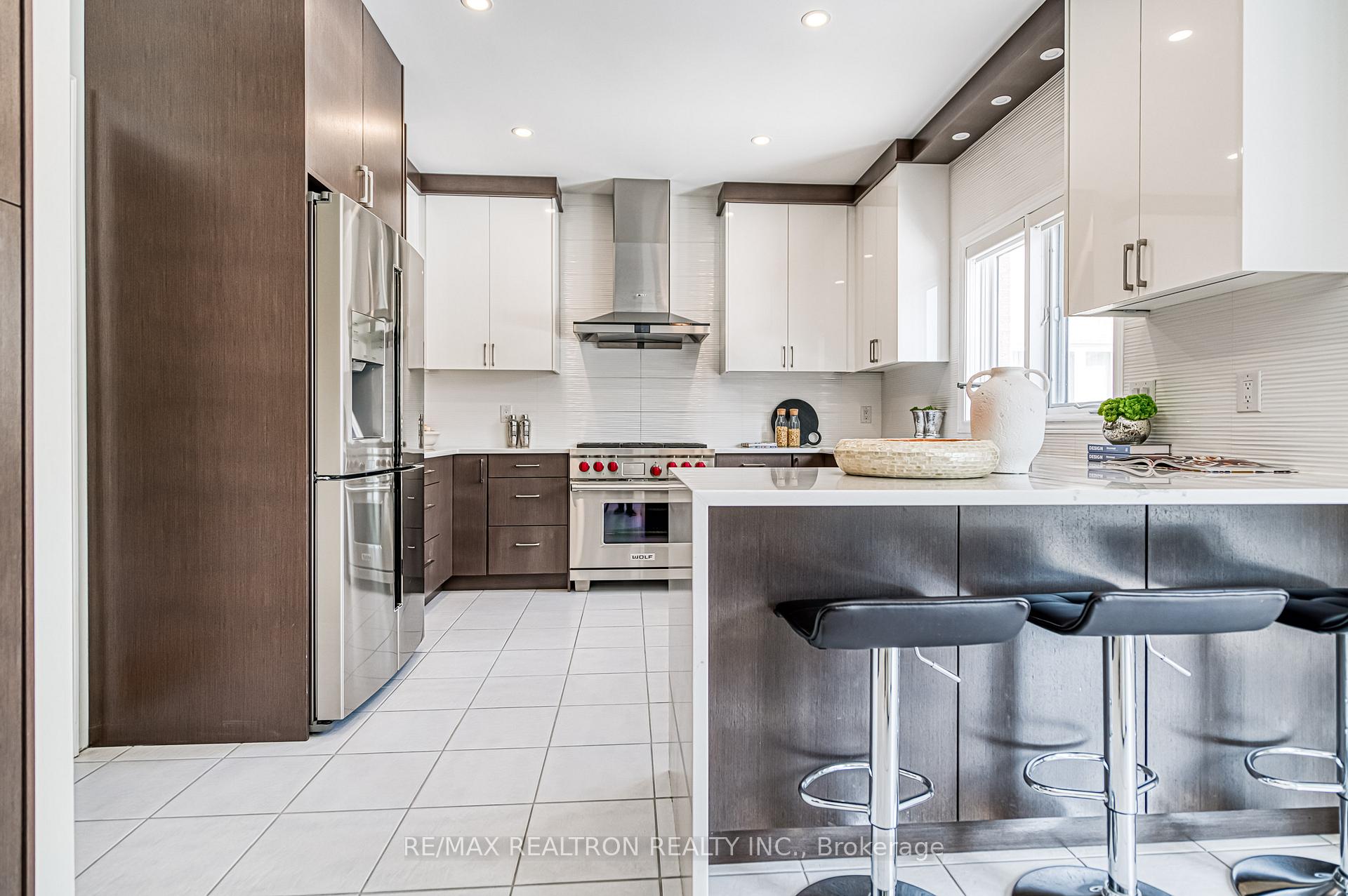 Photo 42 of 151 Village Gate Drive, Markham, Cachet — HOMEH