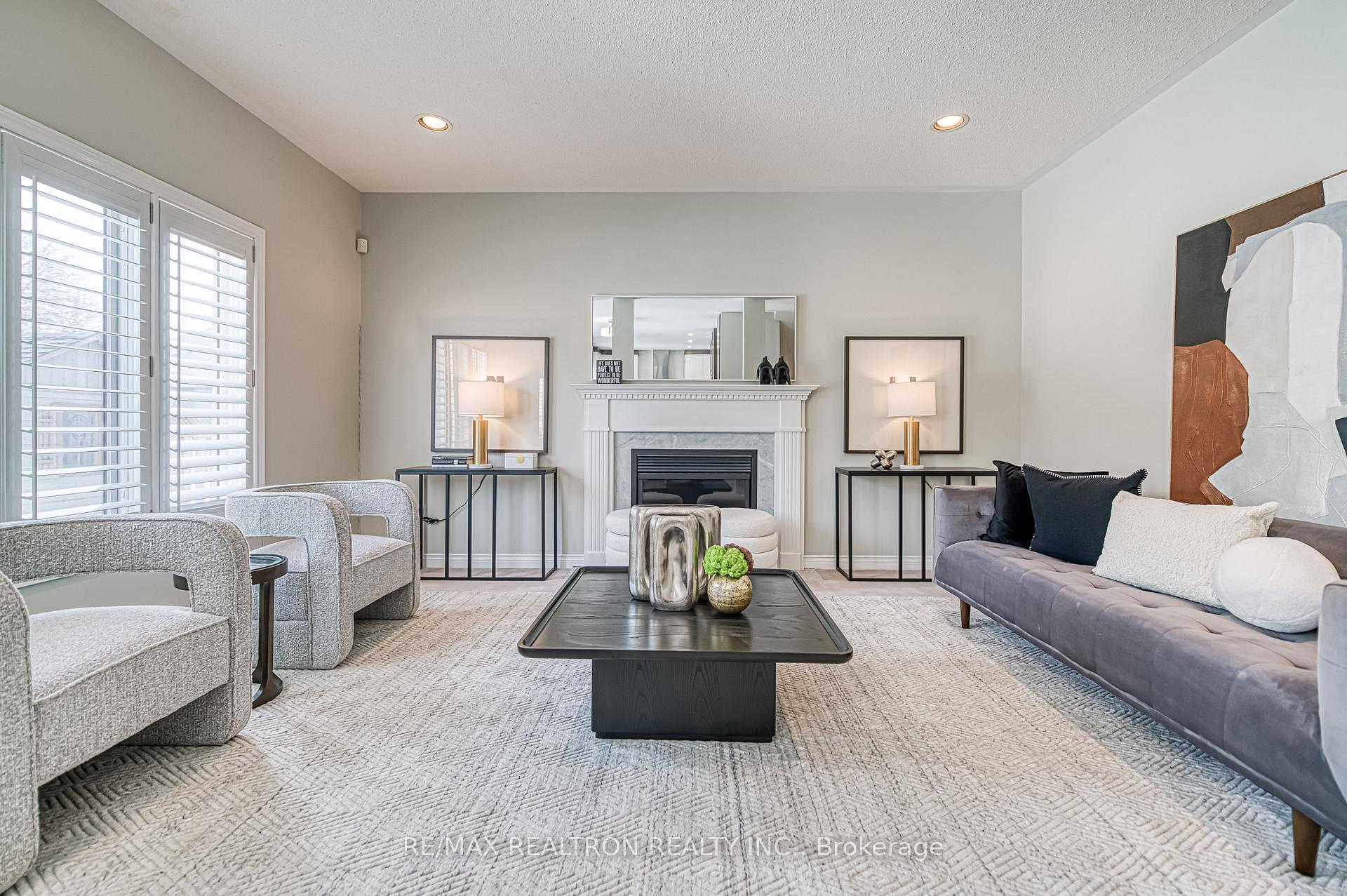 Photo 11 of 151 Village Gate Drive, Markham, Cachet — HOMEH