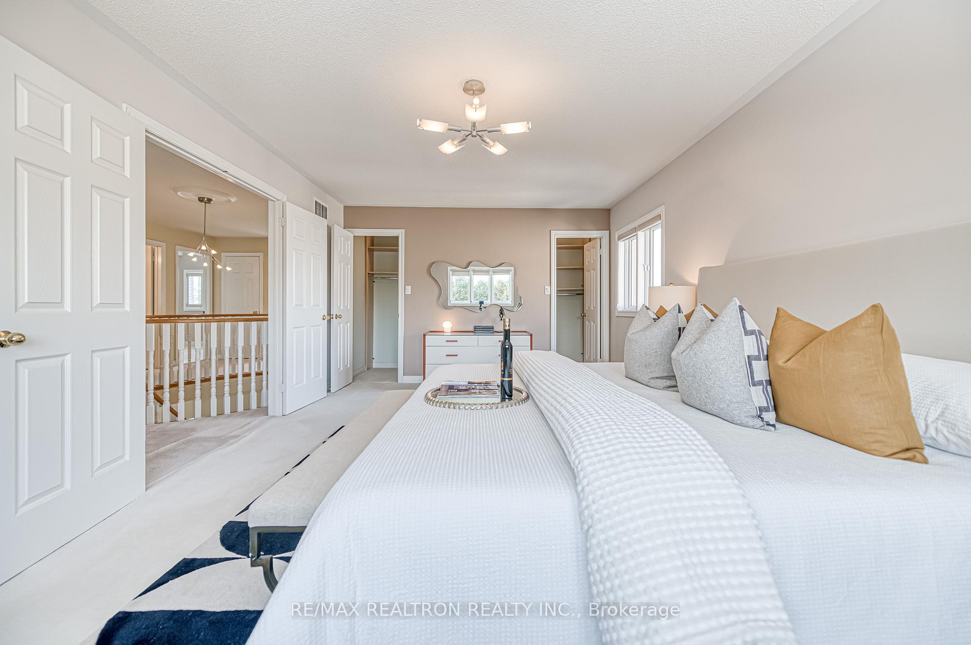 Photo 37 of 151 Village Gate Drive, Markham, Cachet — HOMEH