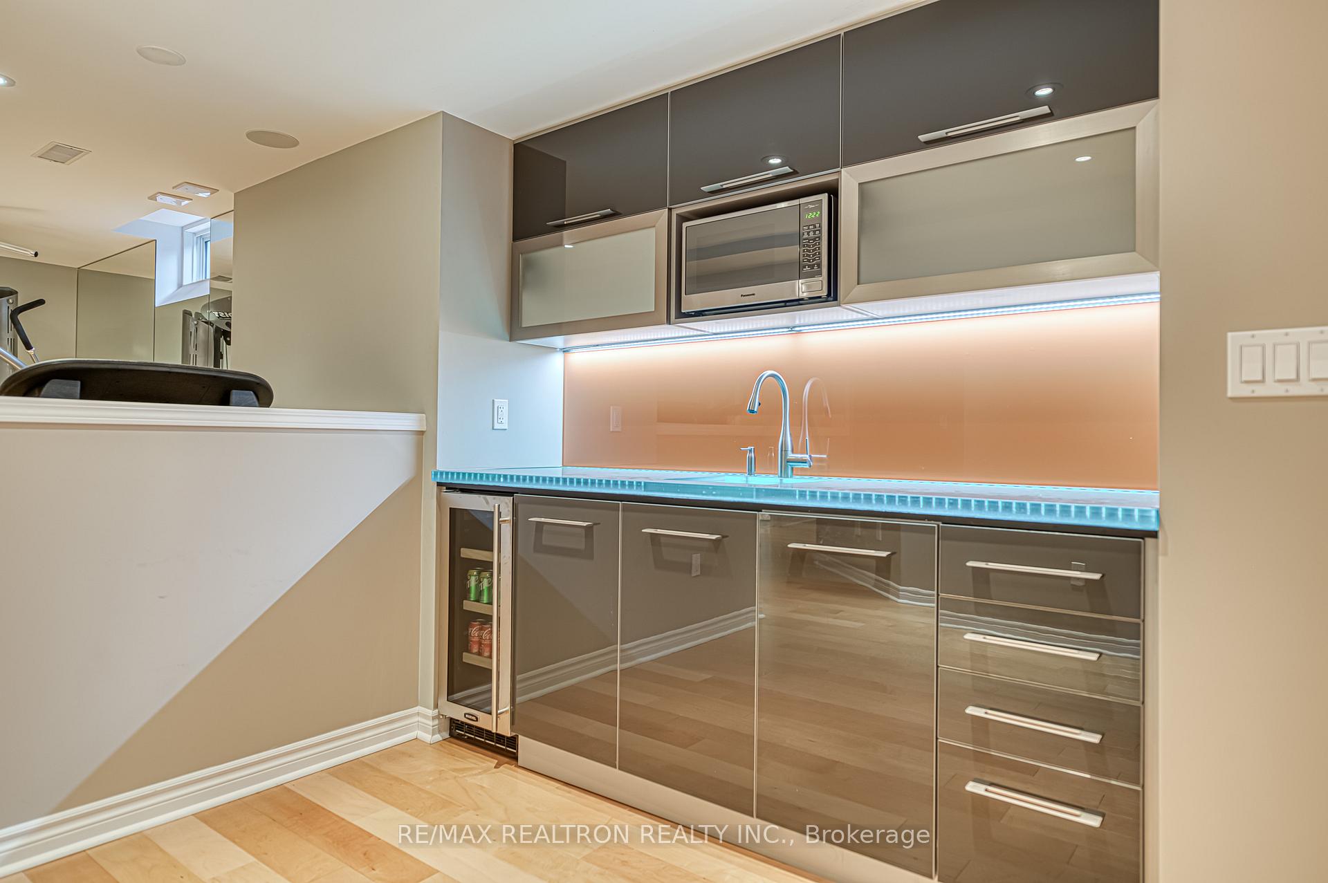 Photo 16 of 151 Village Gate Drive, Markham, Cachet — HOMEH