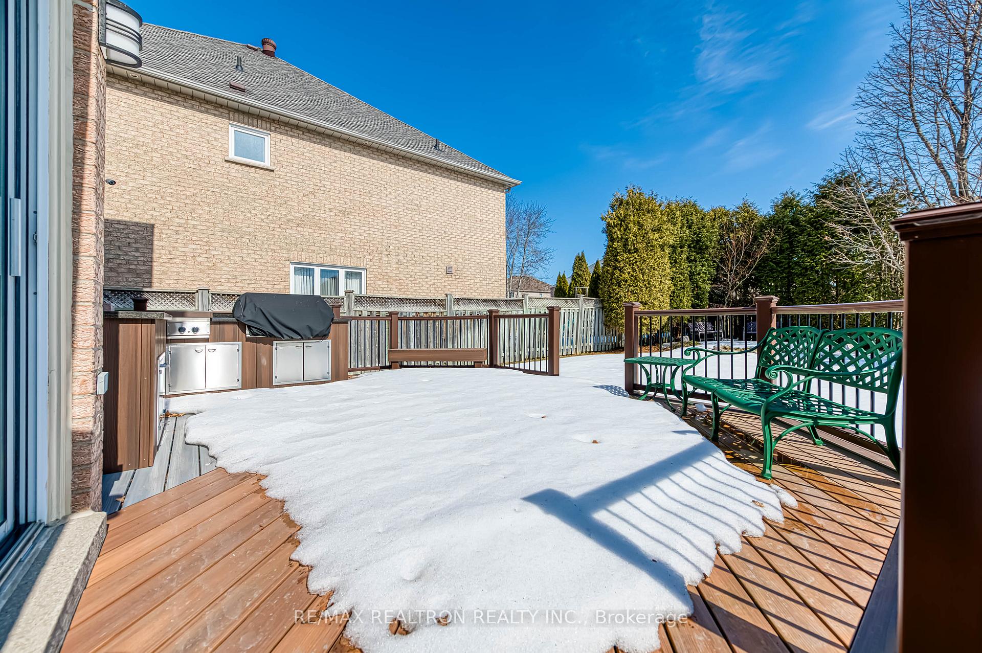 Photo 30 of 151 Village Gate Drive, Markham, Cachet — HOMEH