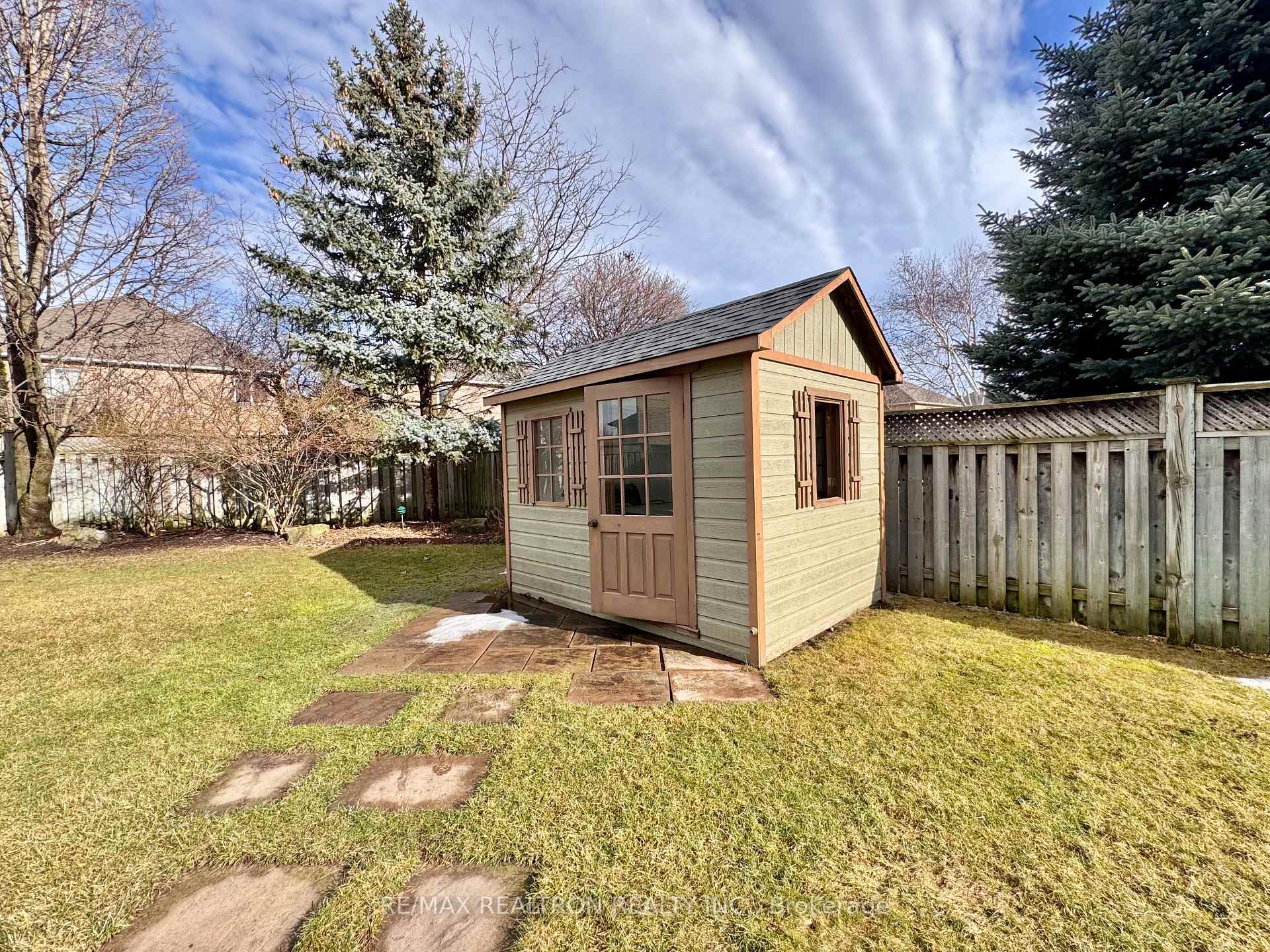 Photo 34 of 151 Village Gate Drive, Markham, Cachet — HOMEH
