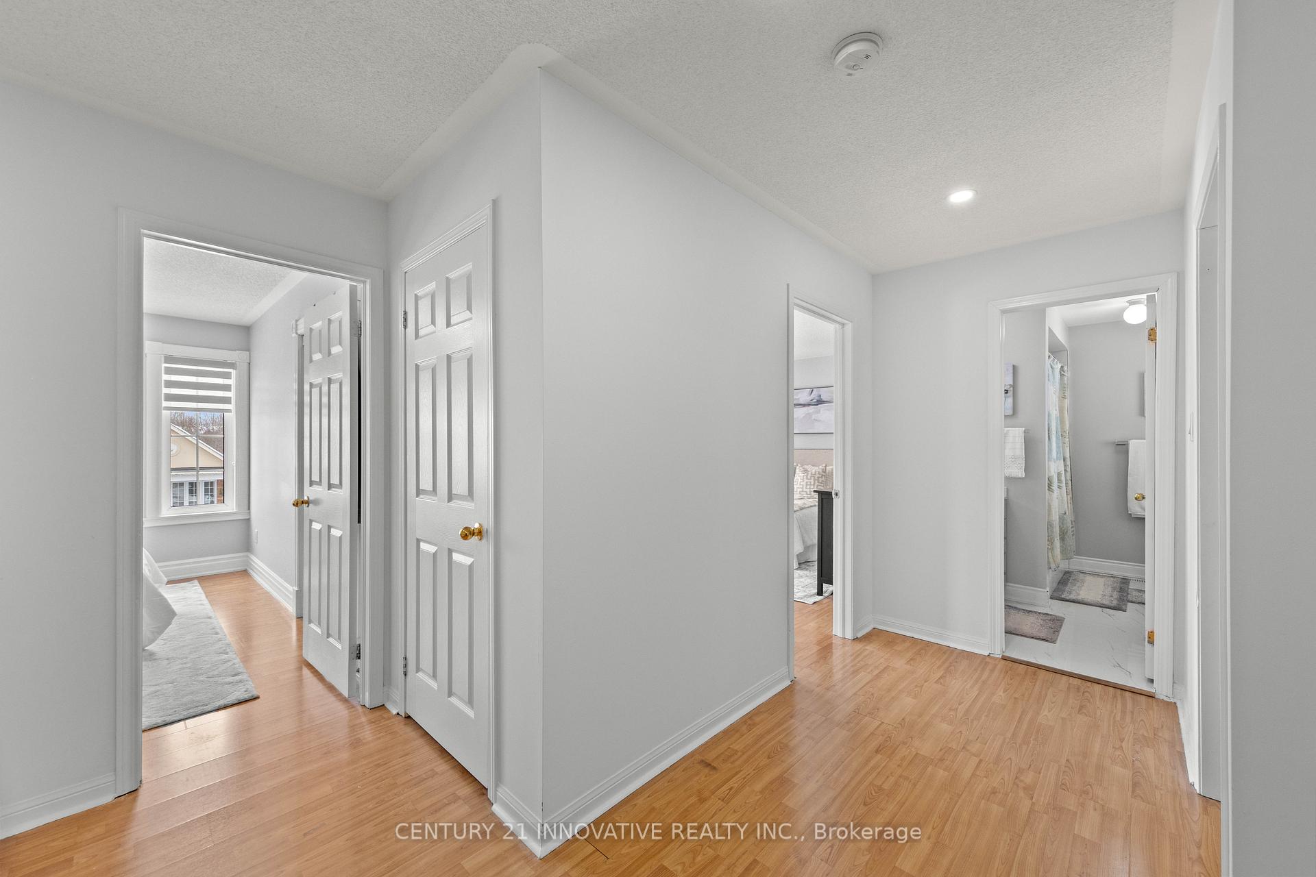 Photo 23 of 36 Echoridge Drive, Brampton, Fletcher's Meadow — HOMEH