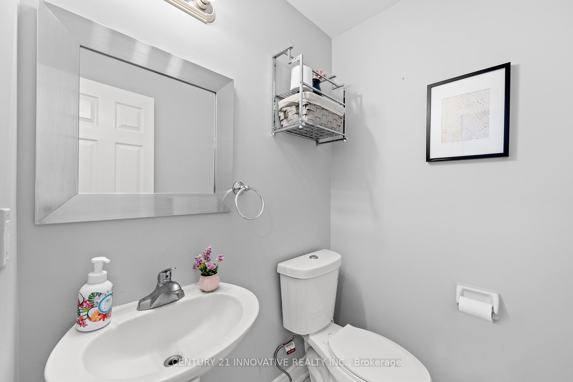Photo 22 of 36 Echoridge Drive, Brampton, Fletcher's Meadow — HOMEH
