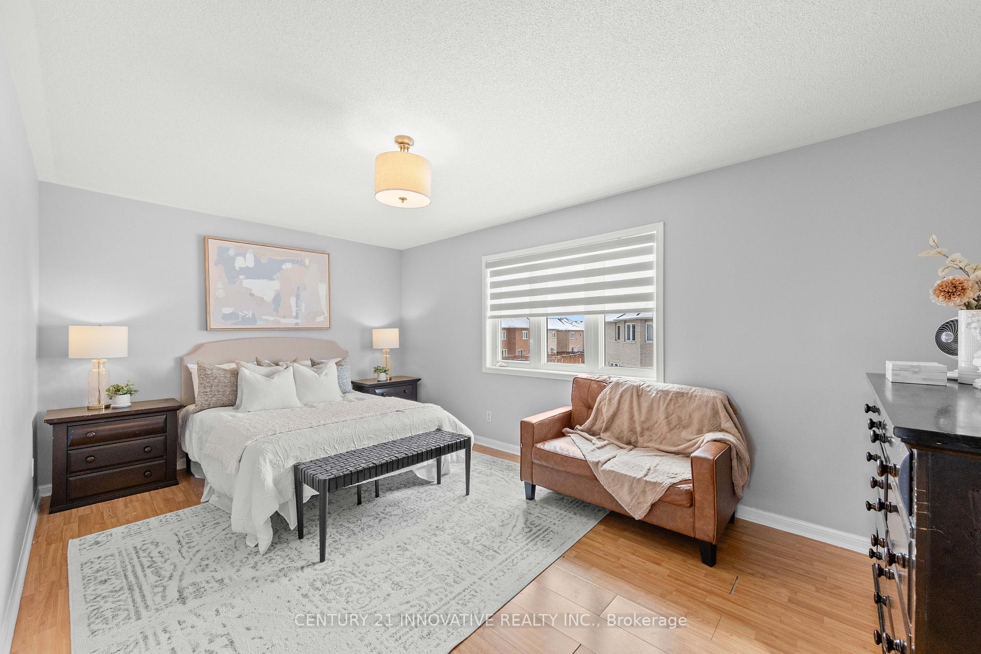 Photo 24 of 36 Echoridge Drive, Brampton, Fletcher's Meadow — HOMEH