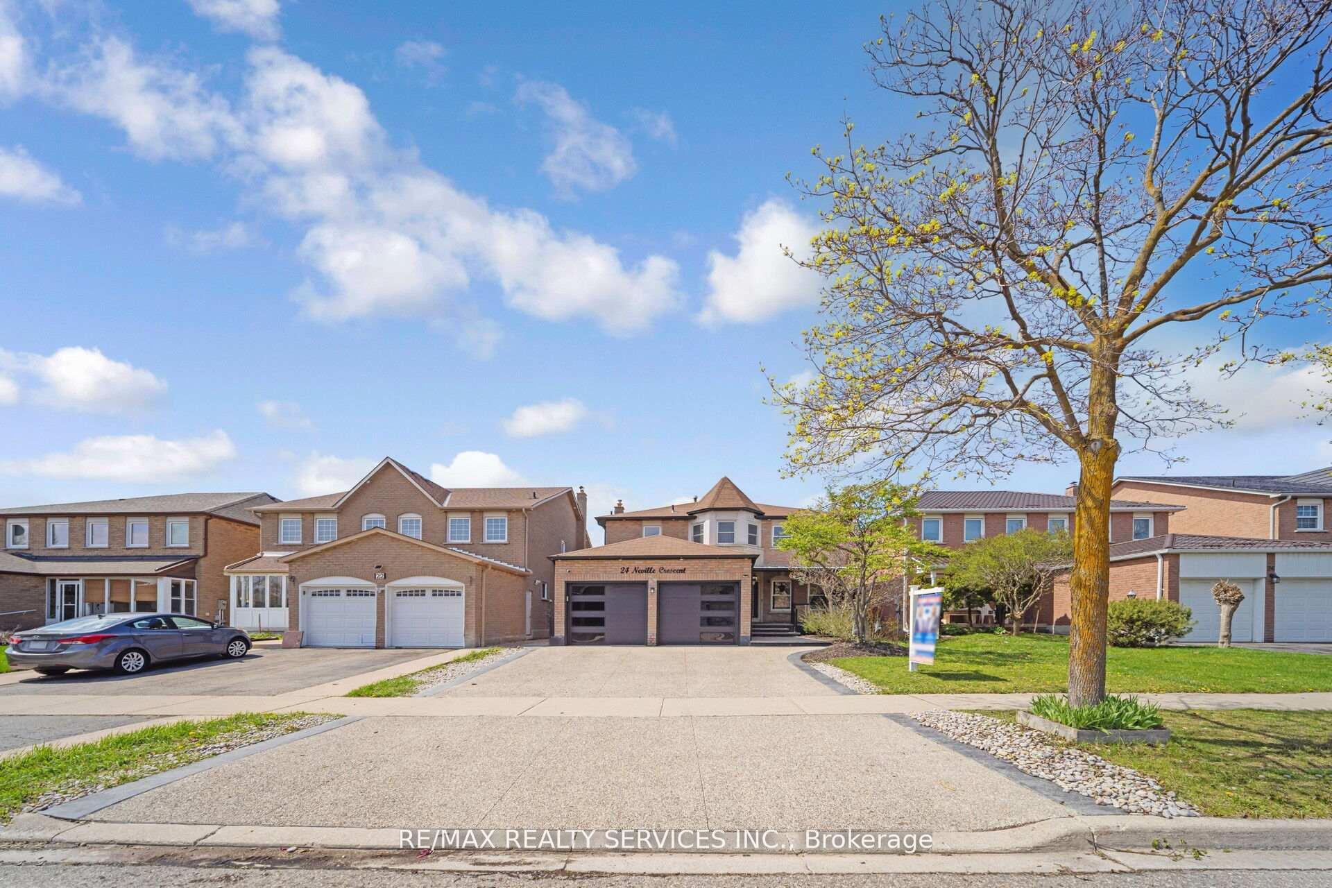 Photo 1 of 24 Neville Crescent, Brampton, Westgate — HOMEH