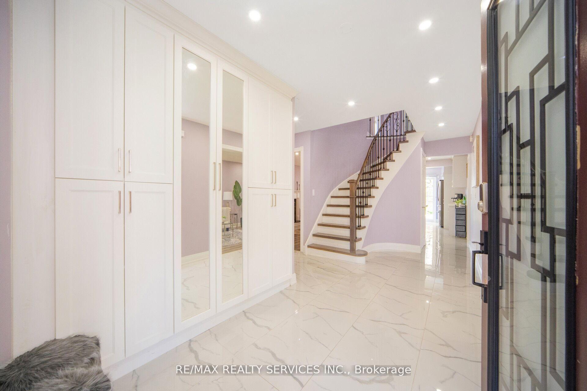 Photo 3 of 24 Neville Crescent, Brampton, Westgate — HOMEH
