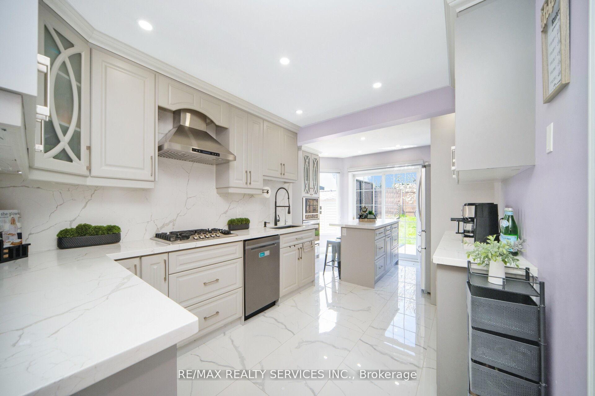 Photo 22 of 24 Neville Crescent, Brampton, Westgate — HOMEH