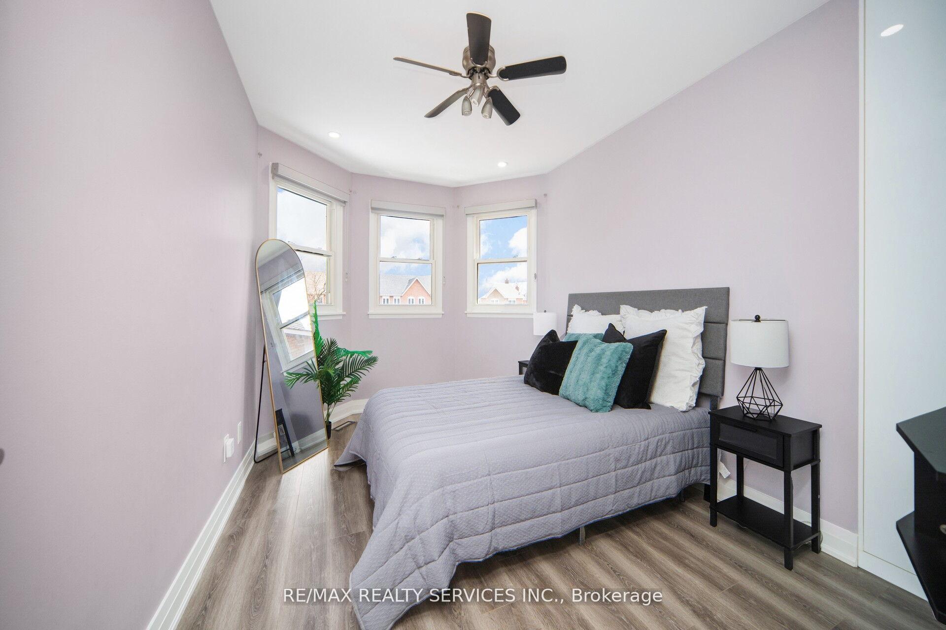 Photo 20 of 24 Neville Crescent, Brampton, Westgate — HOMEH