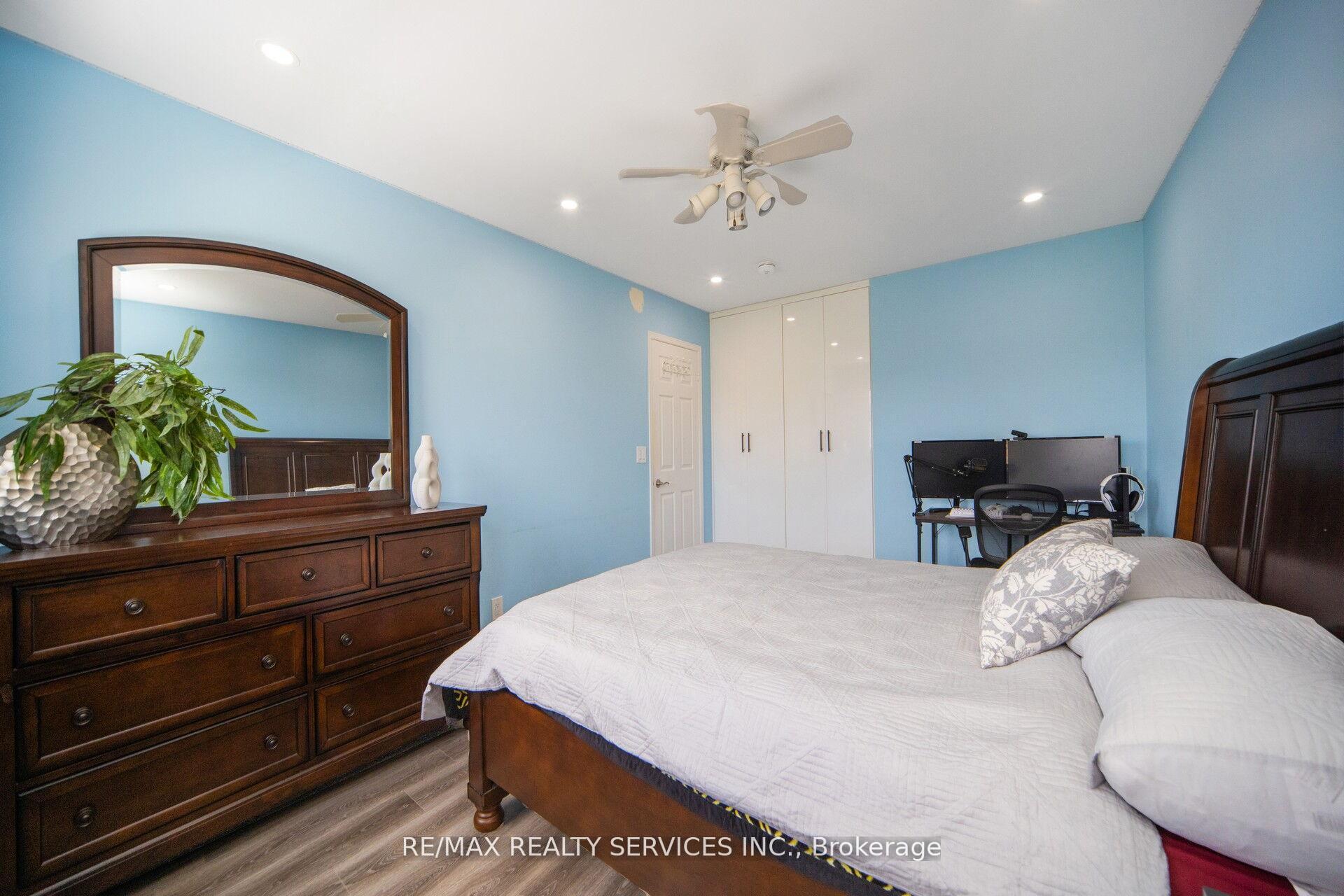 Photo 38 of 24 Neville Crescent, Brampton, Westgate — HOMEH