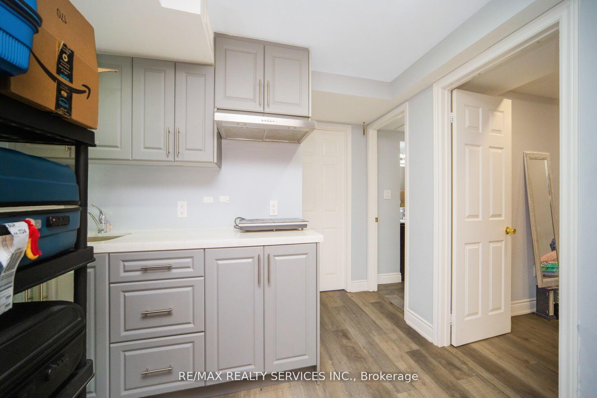 Photo 30 of 24 Neville Crescent, Brampton, Westgate — HOMEH