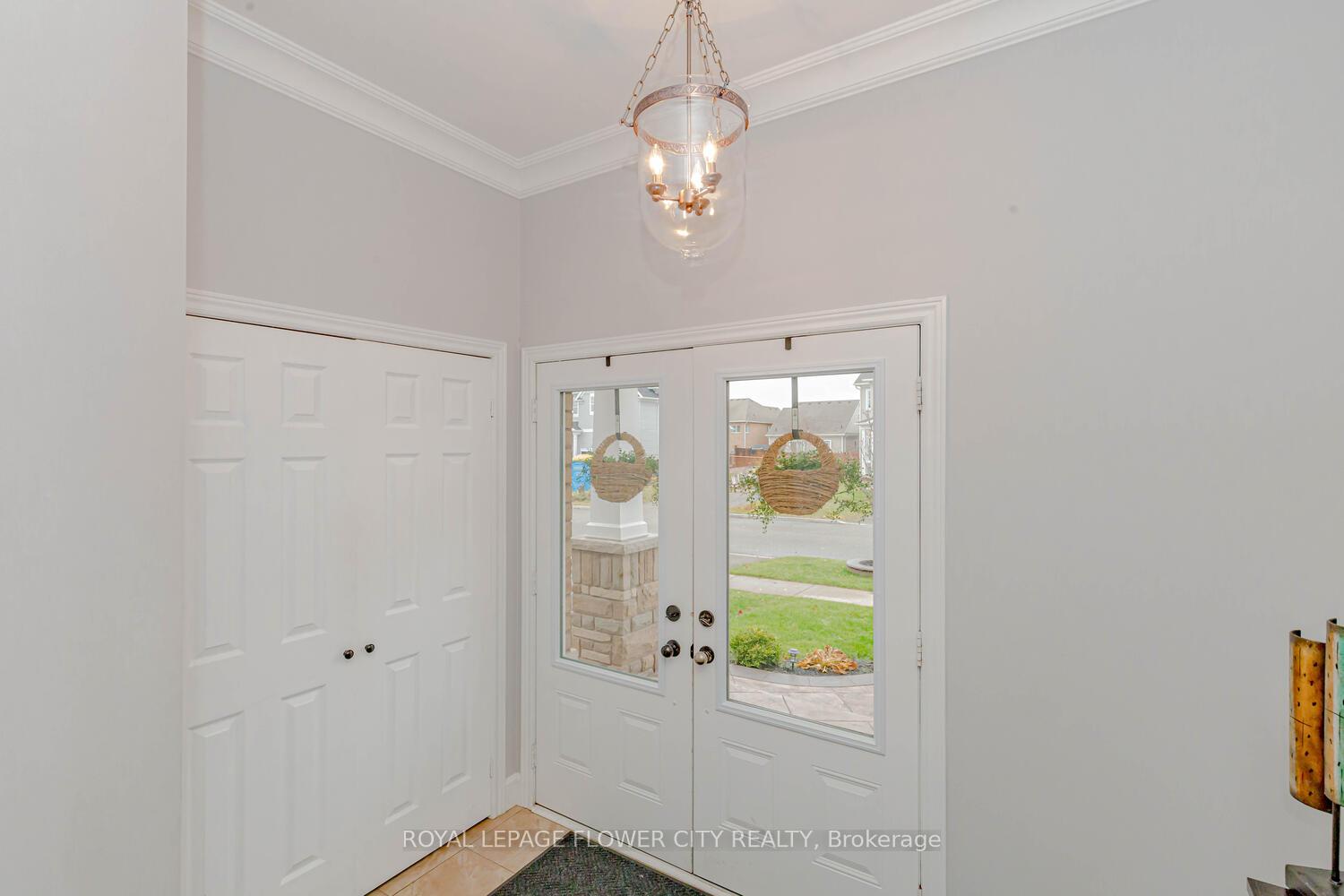 Photo 2 of 836 O'reilly Crescent N, Shelburne — HOMEH