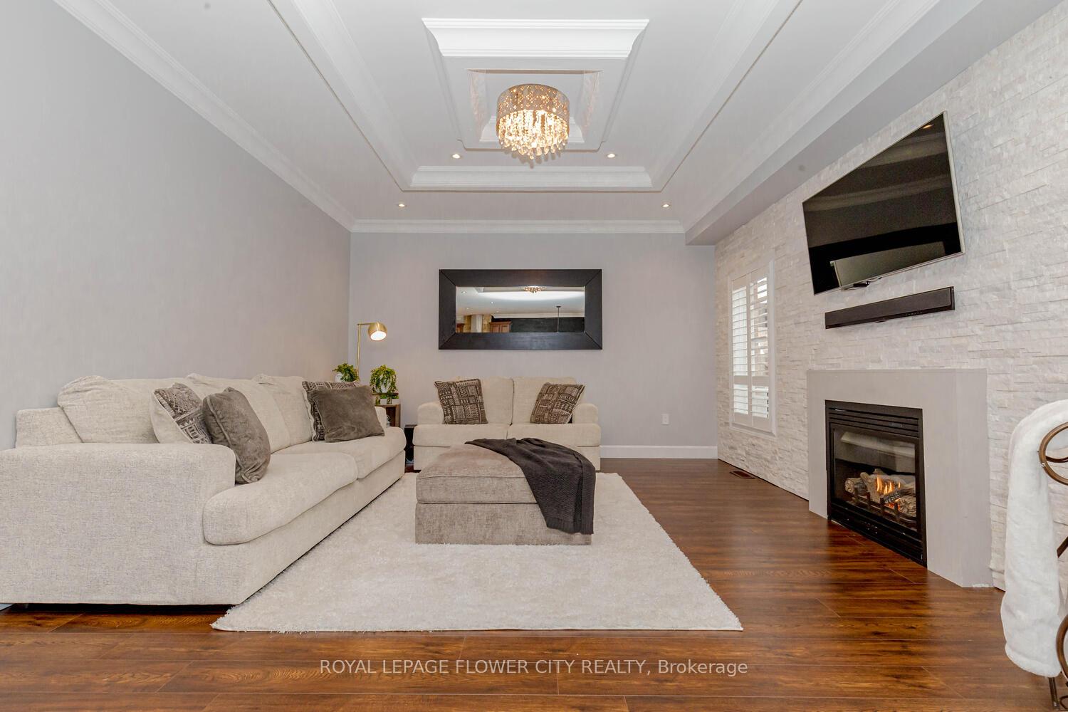 Photo 11 of 836 O'reilly Crescent N, Shelburne — HOMEH