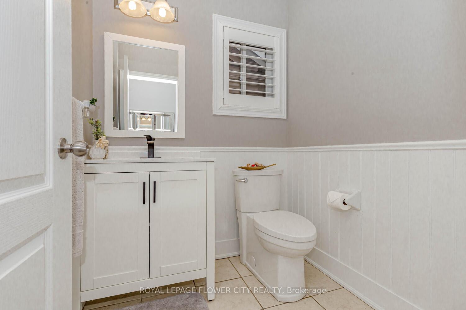 Photo 16 of 836 O'reilly Crescent N, Shelburne — HOMEH