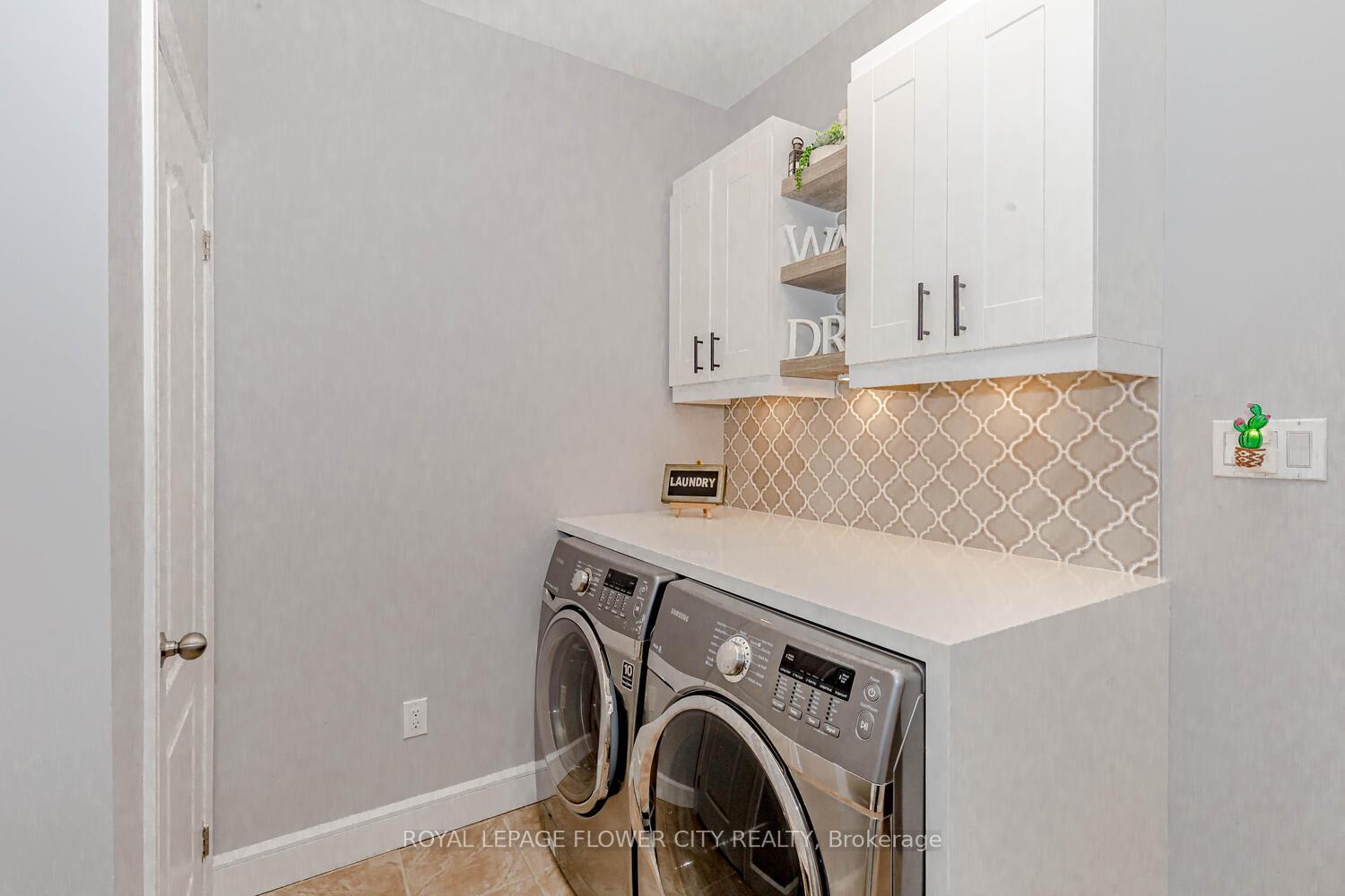 Photo 28 of 836 O'reilly Crescent N, Shelburne — HOMEH