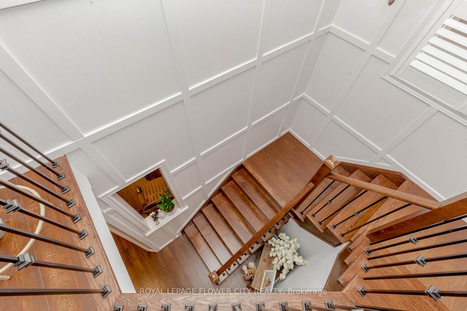 Photo 20 of 836 O'reilly Crescent N, Shelburne — HOMEH