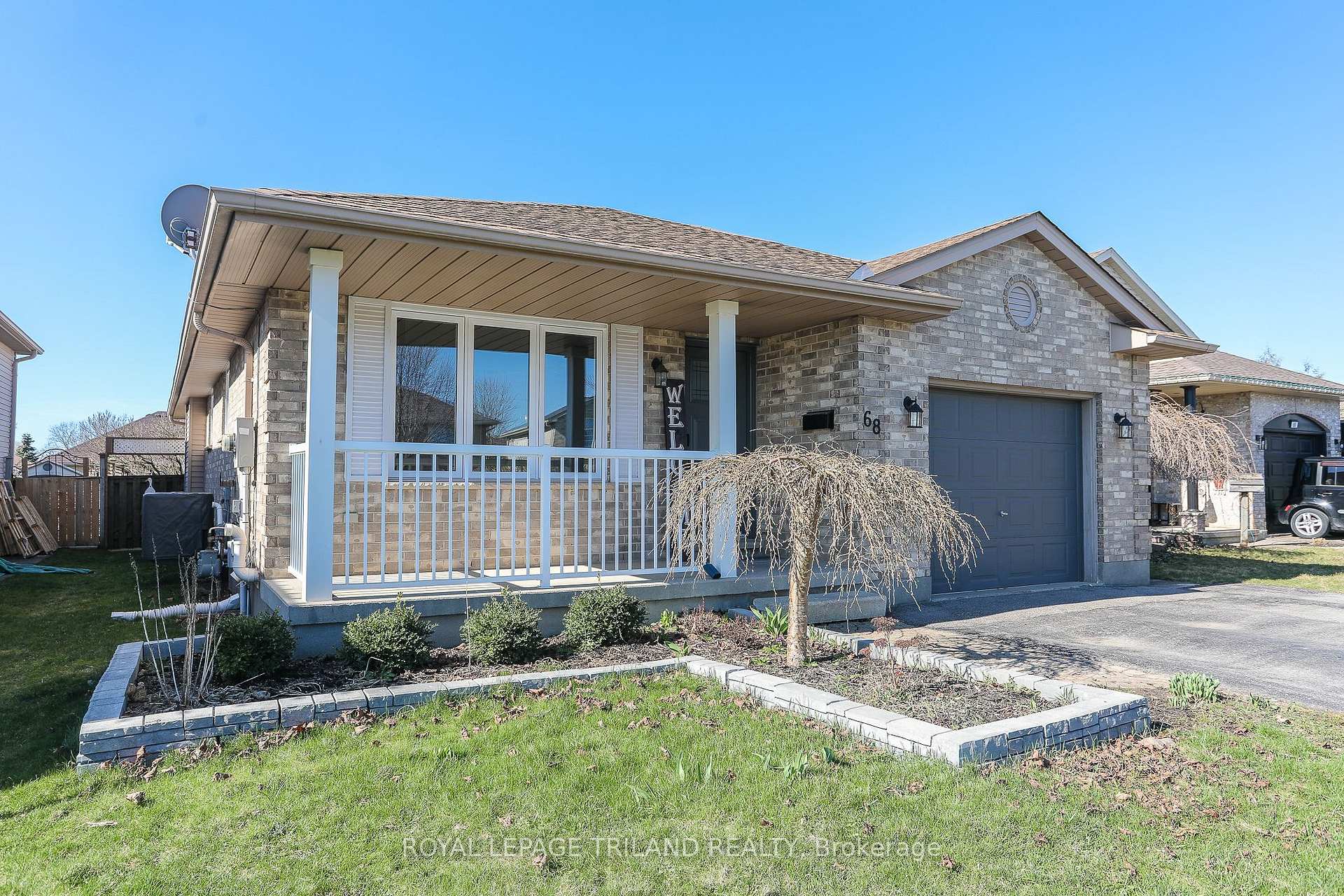 Photo 5 of 68 Ponsford Place, St. Thomas — HOMEH