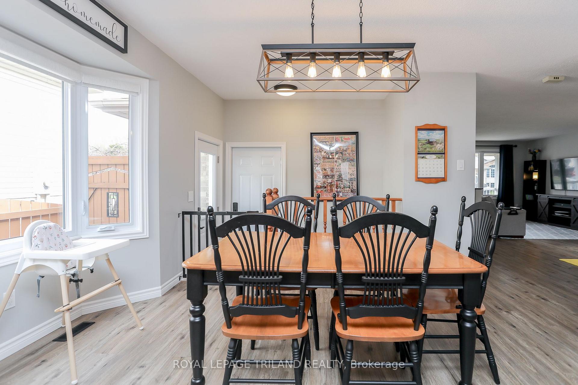 Photo 23 of 68 Ponsford Place, St. Thomas — HOMEH