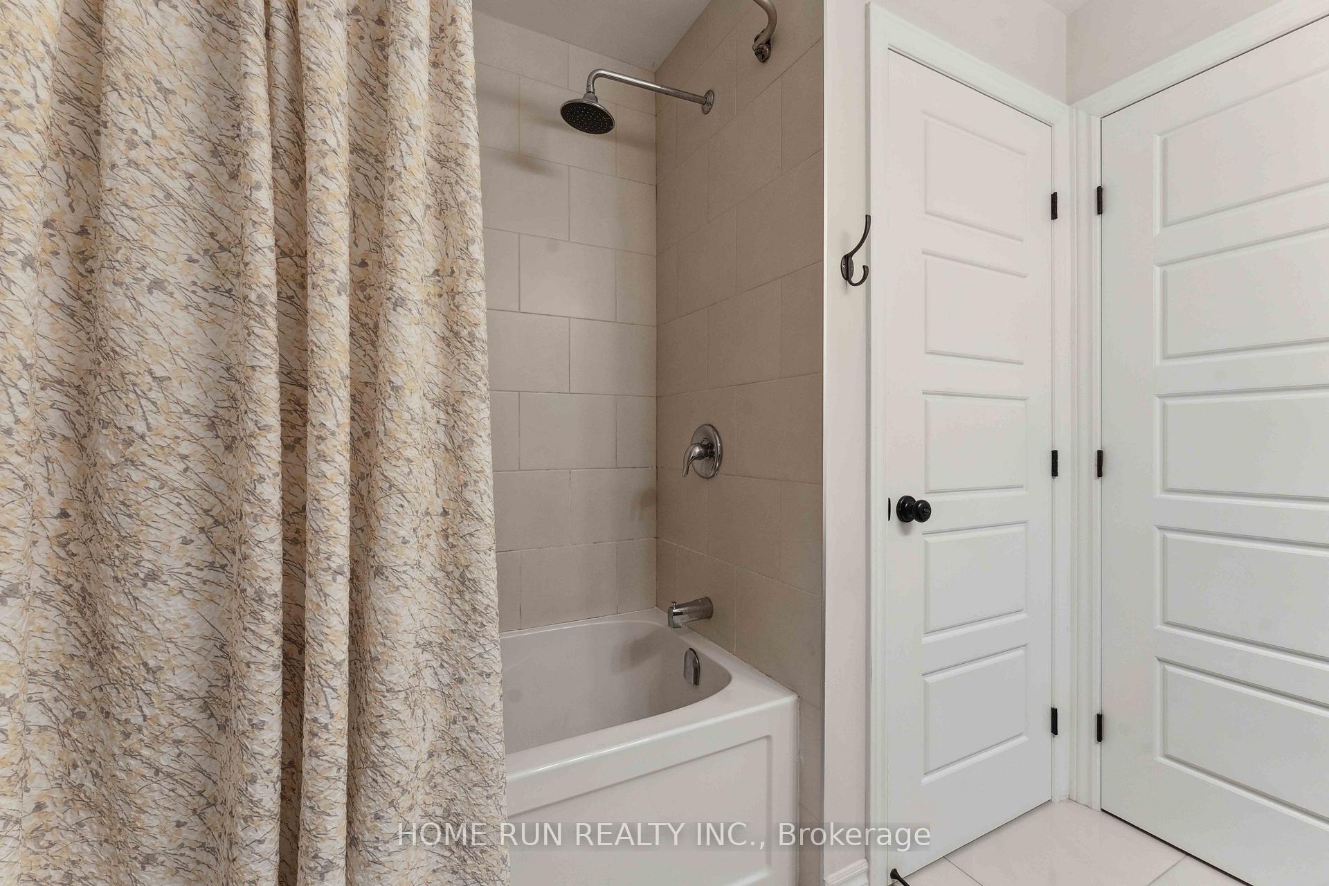 Photo 14 of 134 Grenadine Street, Ottawa, Stittsville (North) — HOMEH