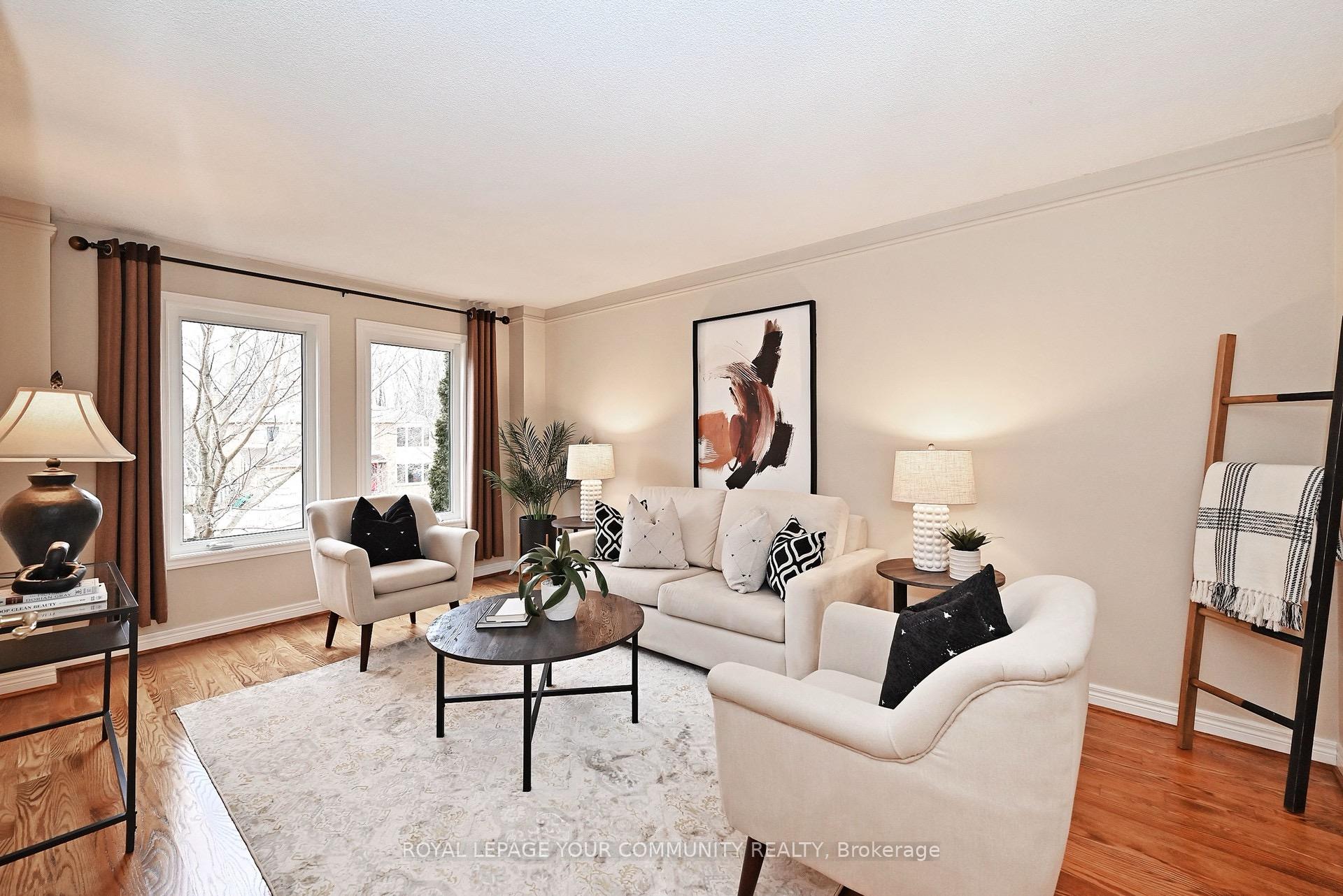 Photo 2 of 180 Kemano Road, Aurora, Aurora Heights — HOMEH